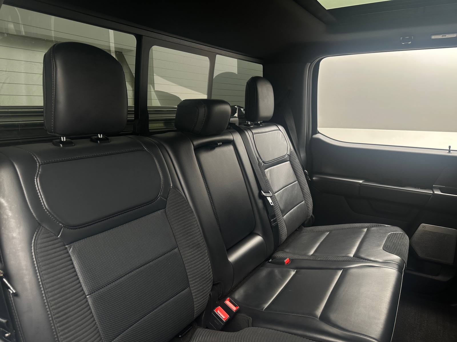 Thumbnail: 2022 Ford Econoline - 5