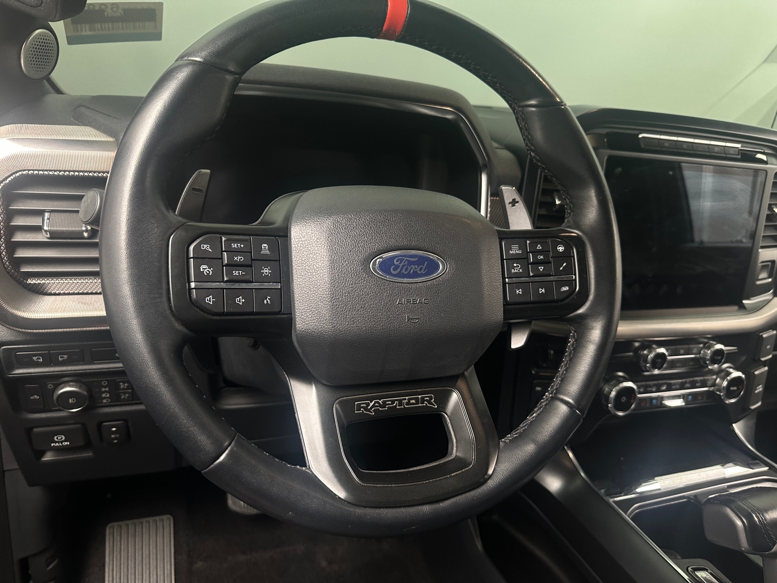 Thumbnail: 2022 Ford Econoline - 4