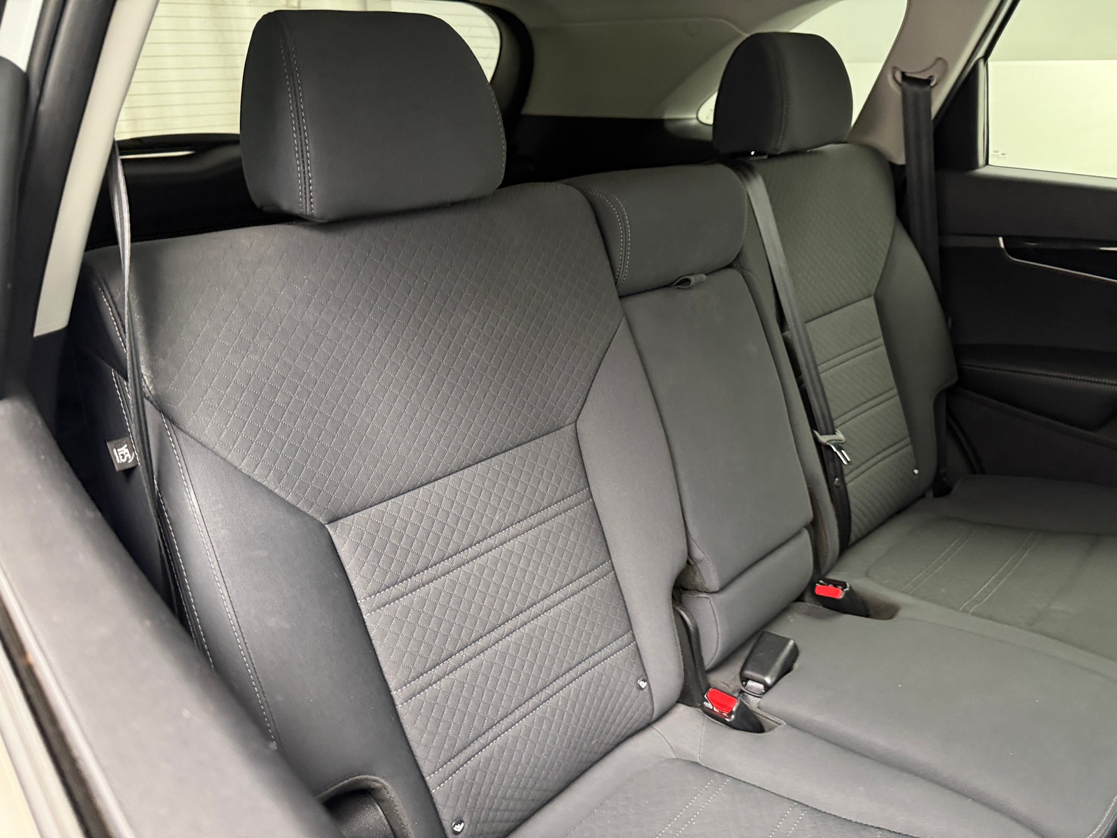 Thumbnail: 2017 Kia Sorento - 6