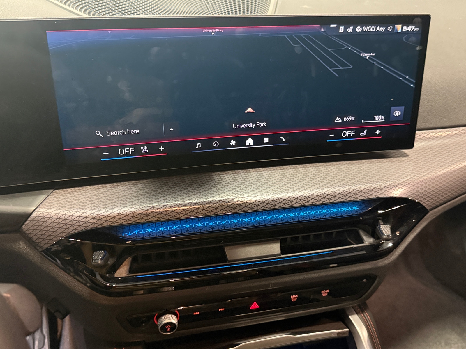 Thumbnail: 2025 BMW 2 Series - 2