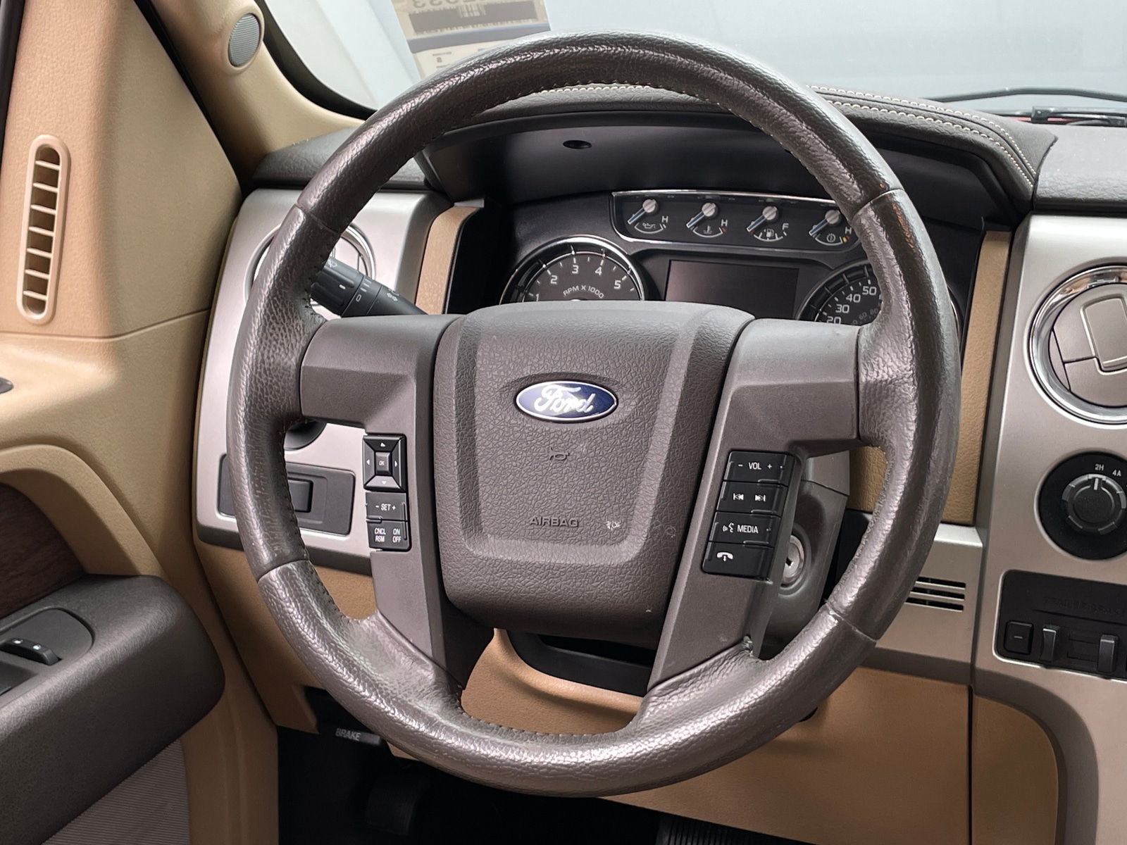 Thumbnail: 2014 Ford Econoline - 4