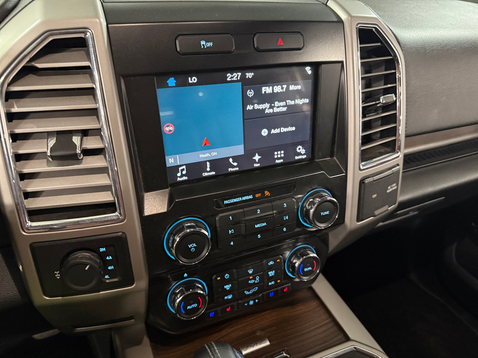 Thumbnail: 2016 Ford Econoline - 3