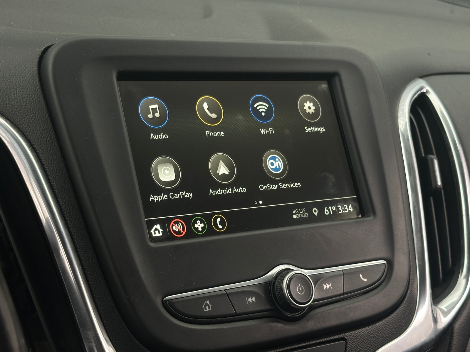 Thumbnail: 2019 Chevrolet Equinox - 4