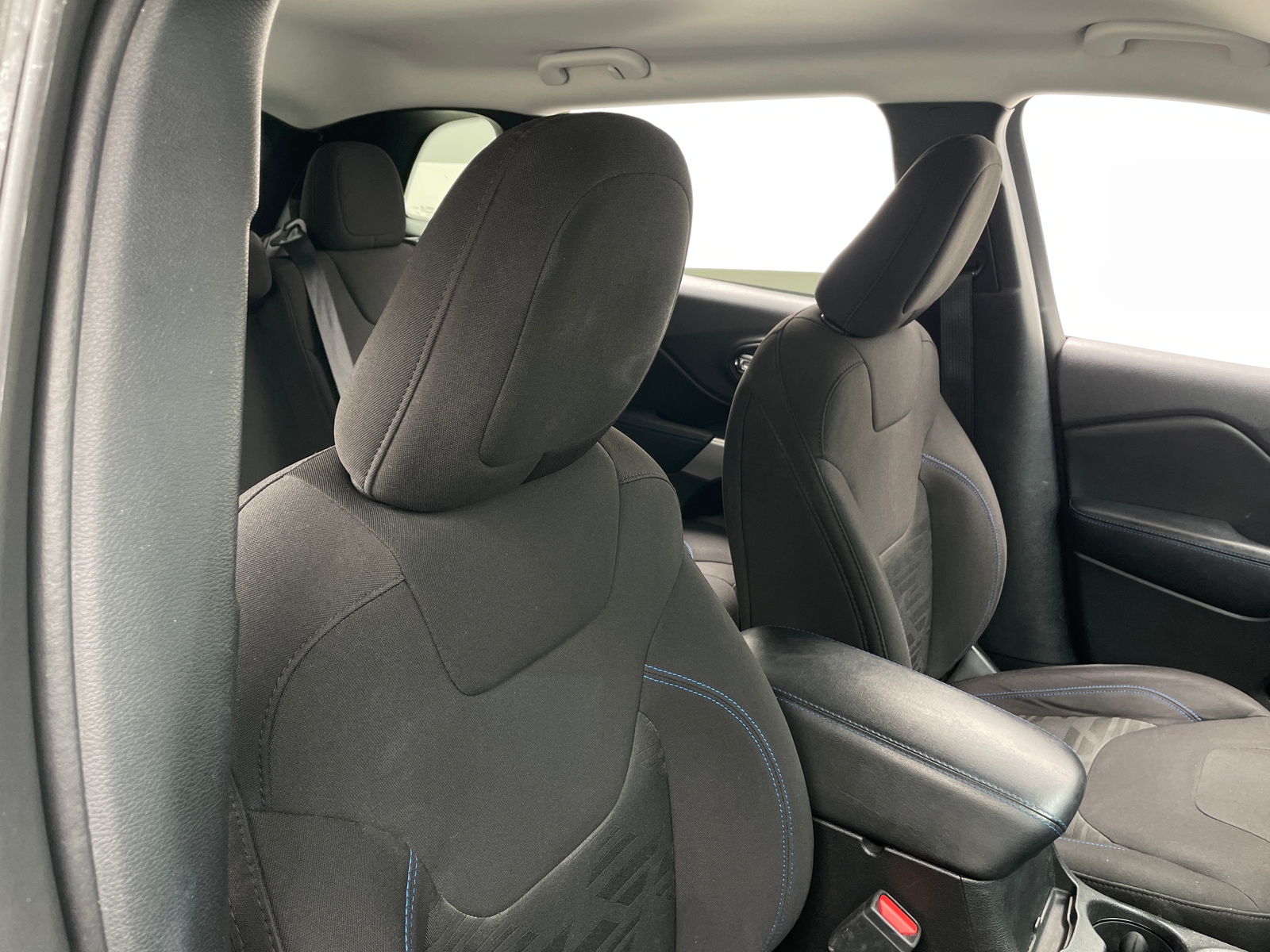 Thumbnail: 2020 Jeep Cherokee - 2