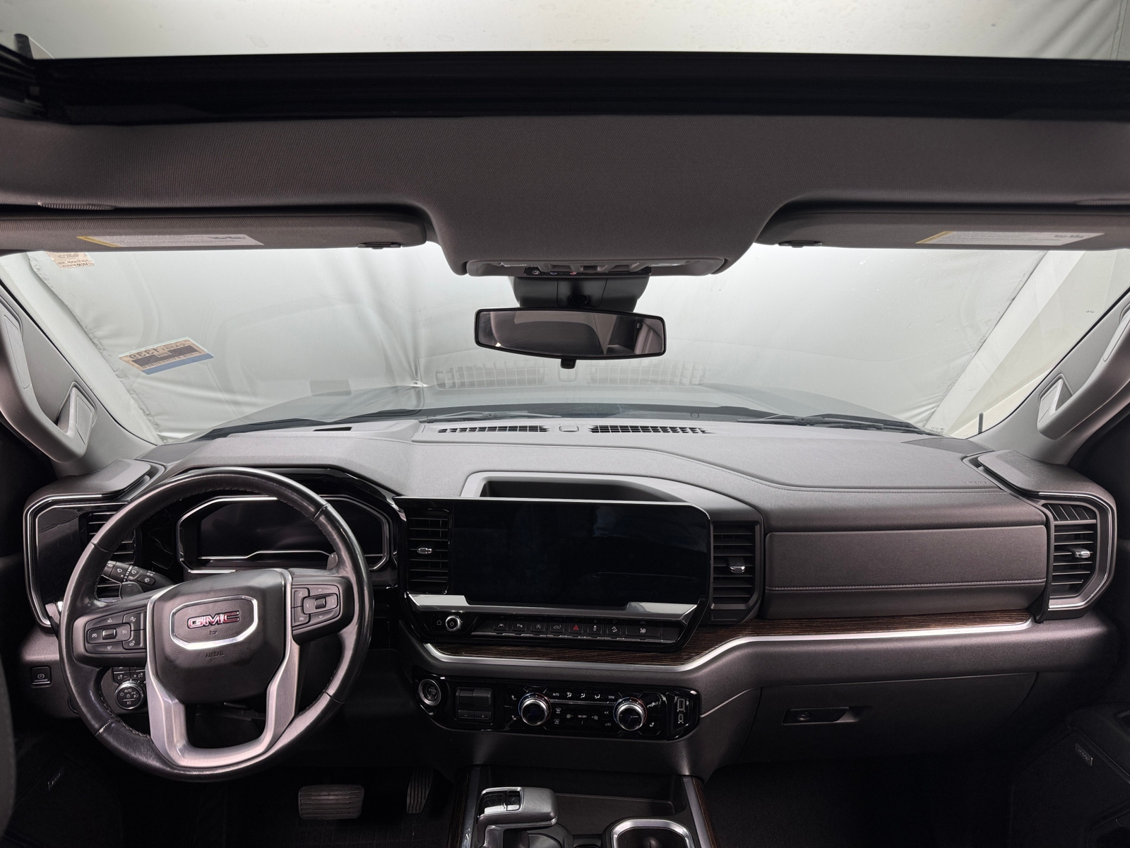 Thumbnail: 2022 GMC Sierra 1500 - 3