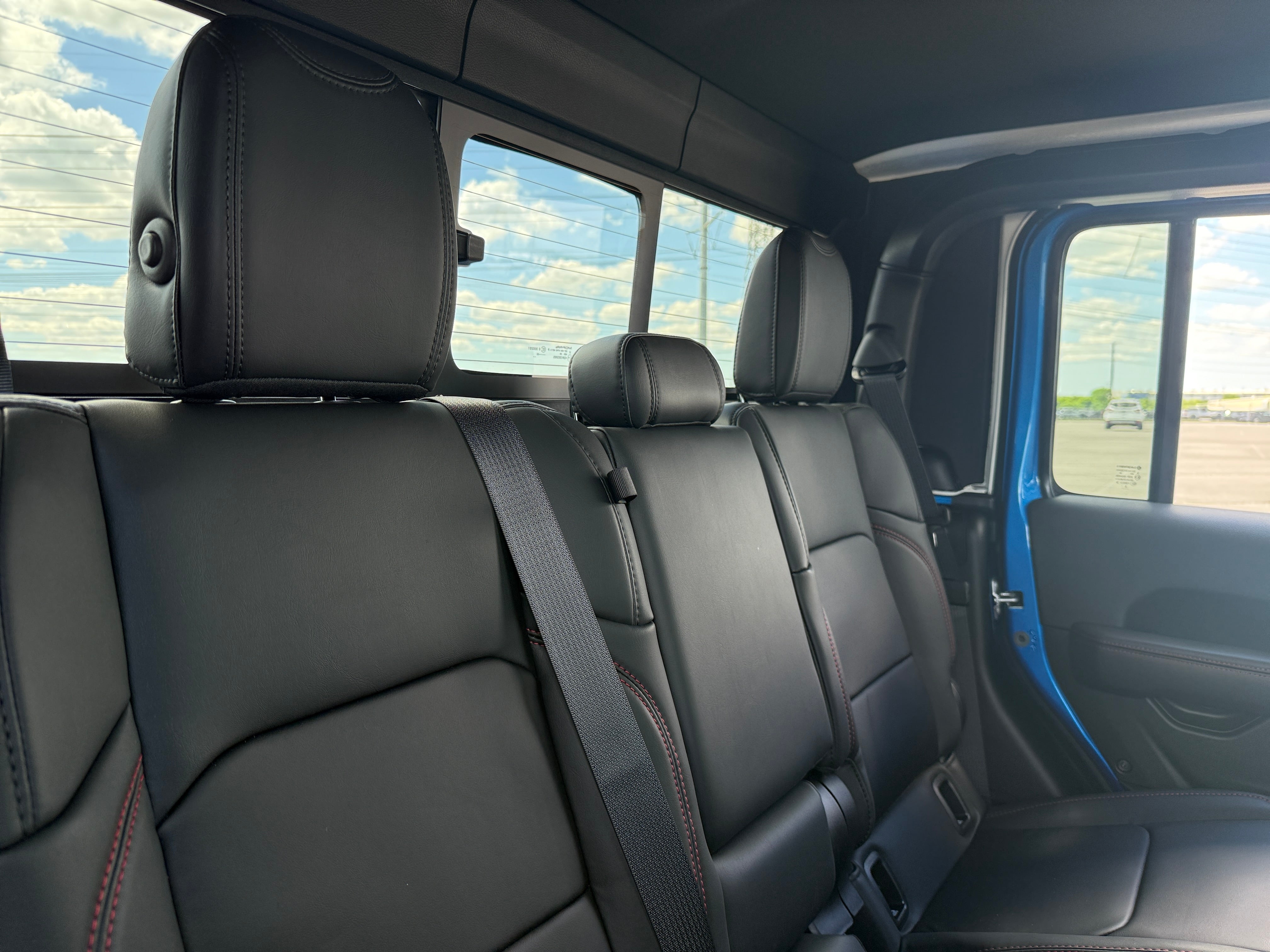 2026 Jeep Gladiator Rubicon X Auto's photo