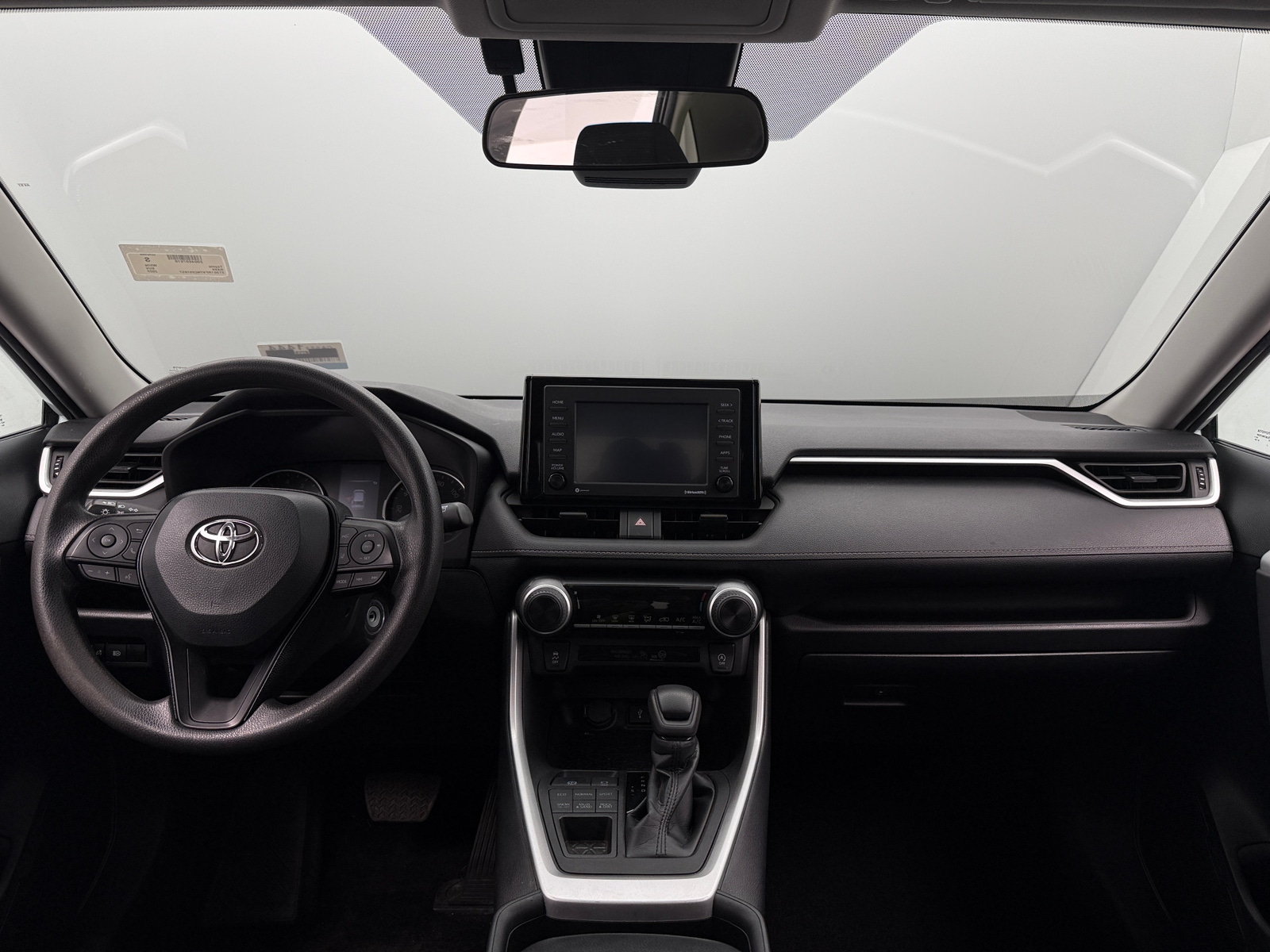 Thumbnail: 2022 Toyota RAV4 - 3