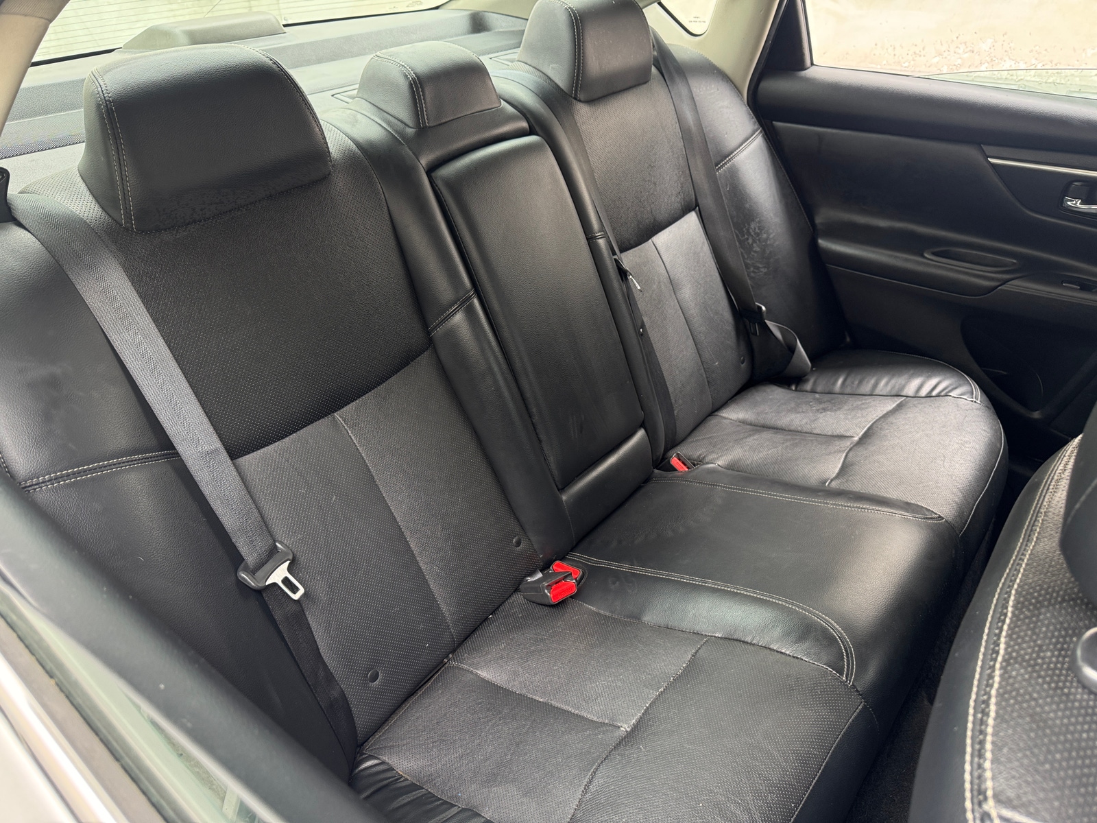 Thumbnail: 2017 Nissan Altima - 5