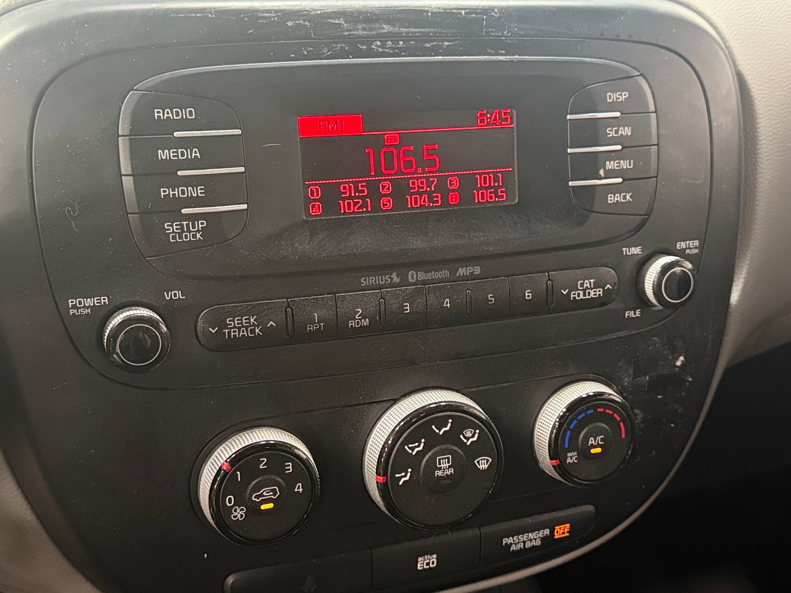 Thumbnail: 2015 Kia Soul - 4