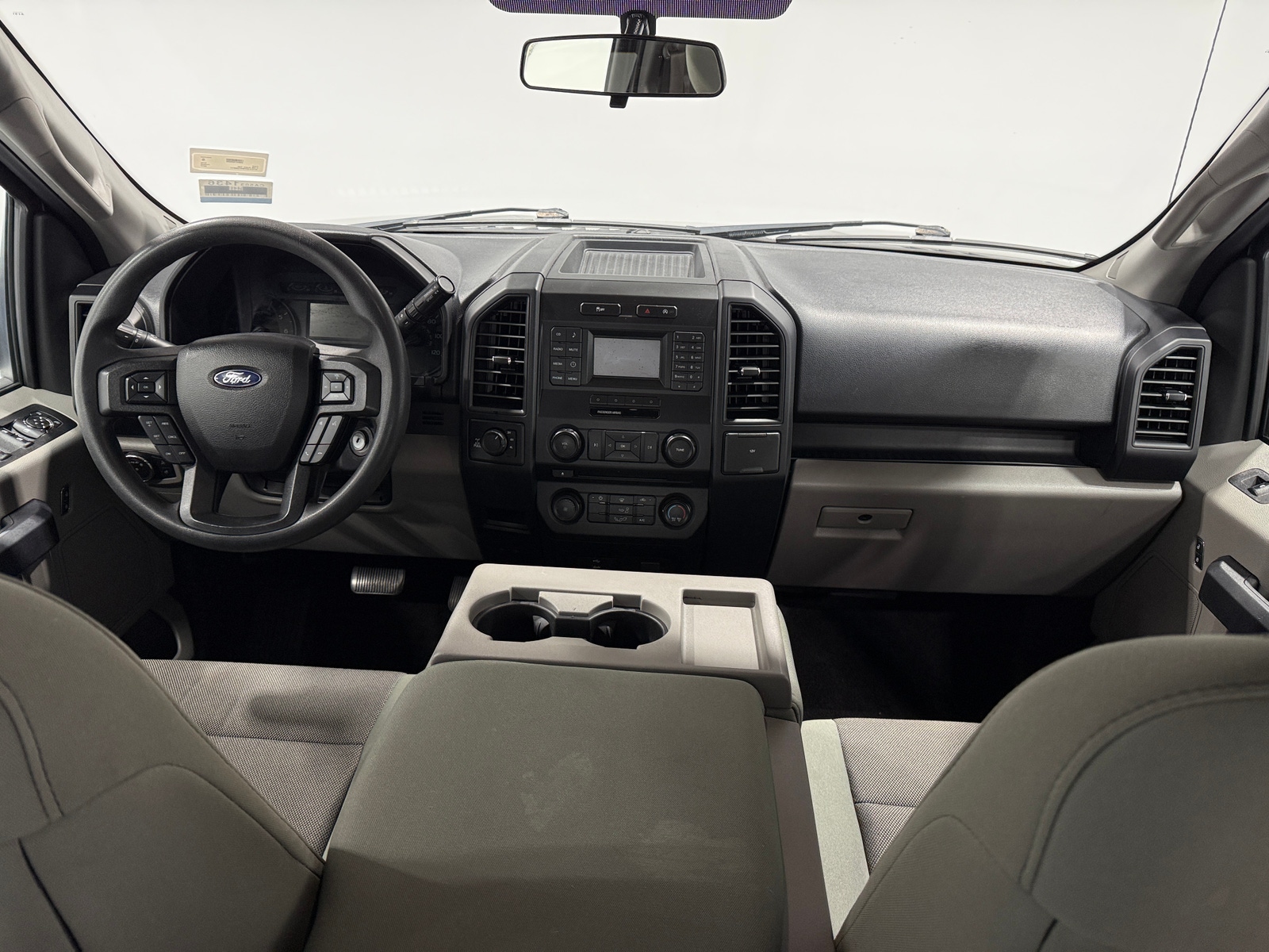 Thumbnail: 2017 Ford Econoline - 3