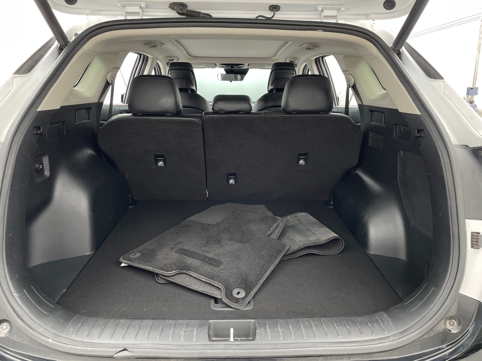 Thumbnail: 2024 Kia Sportage - 6