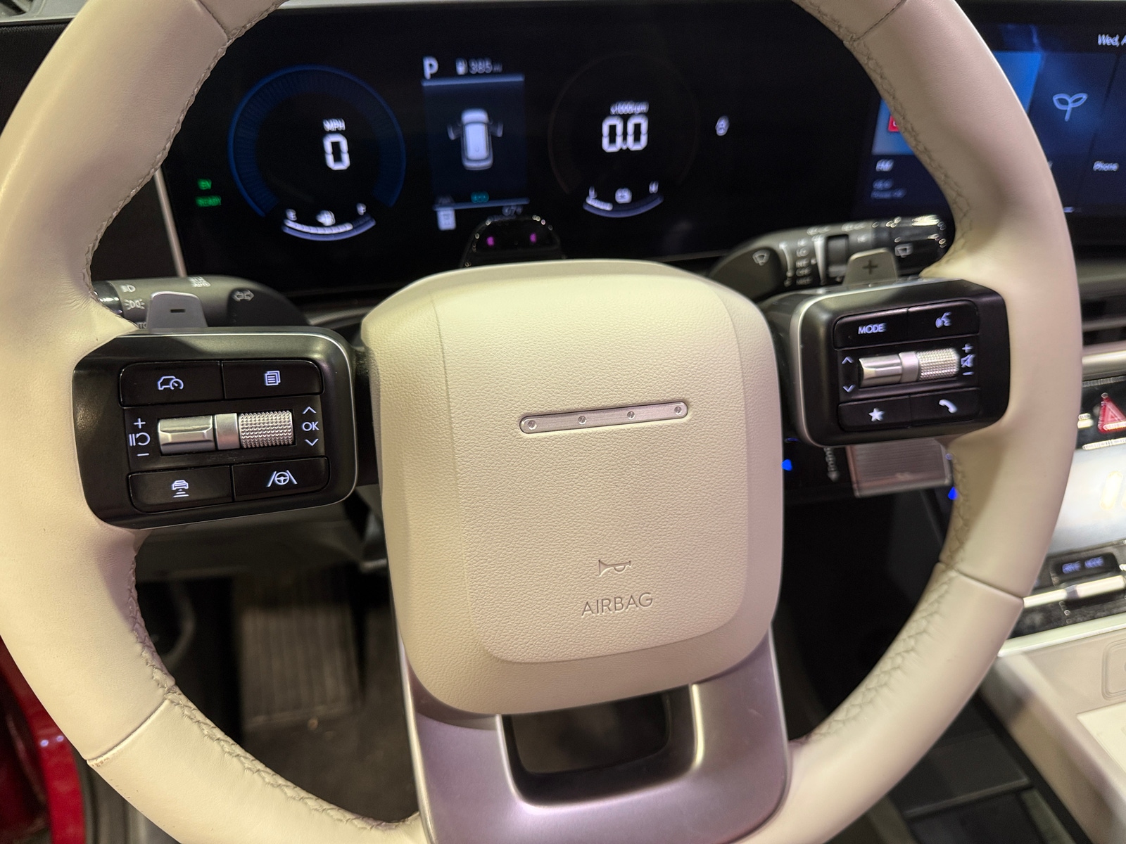 Thumbnail: 2024 Hyundai Santa Fe - 4