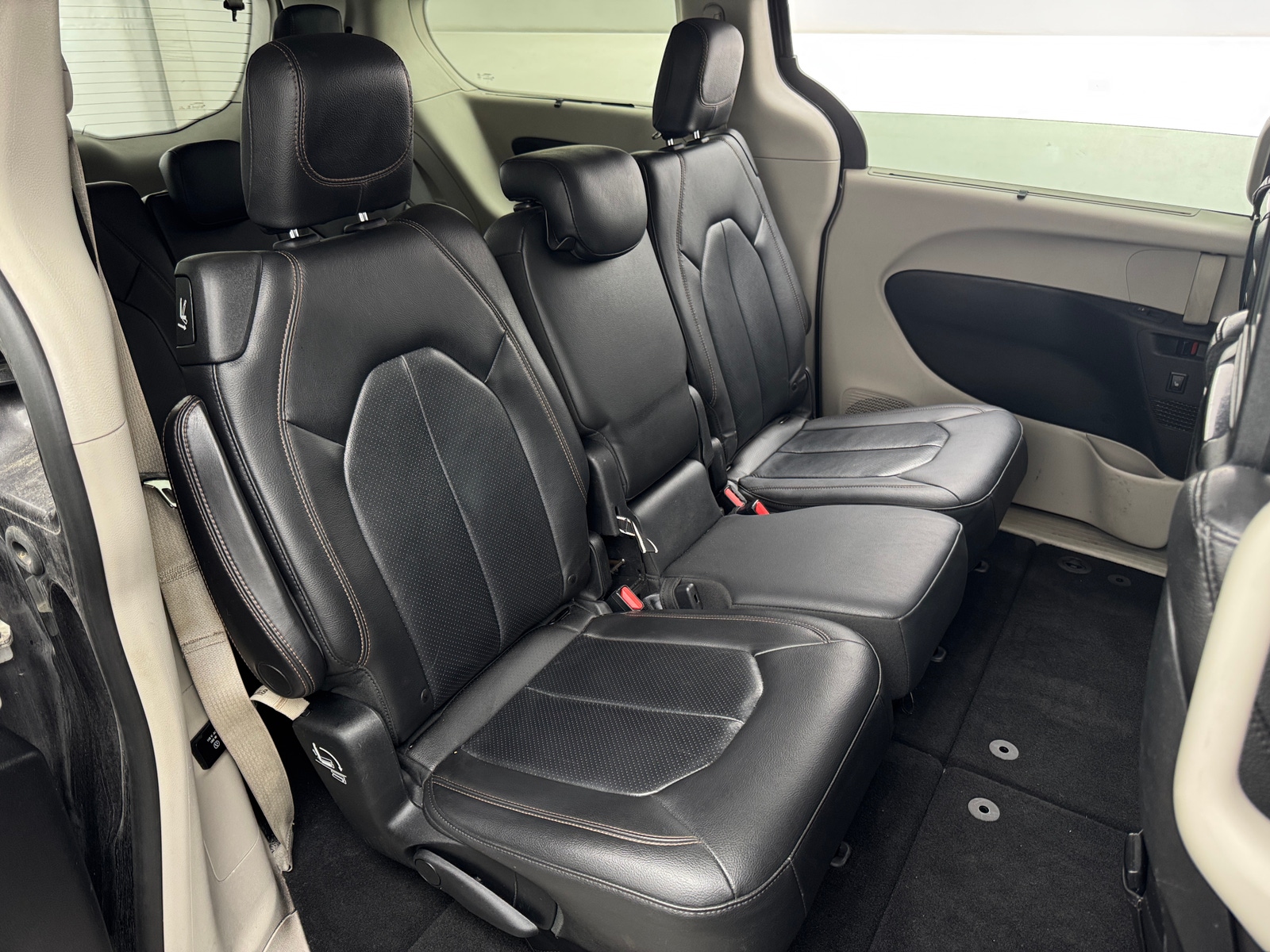 Thumbnail: 2019 Chrysler Pacifica - 5