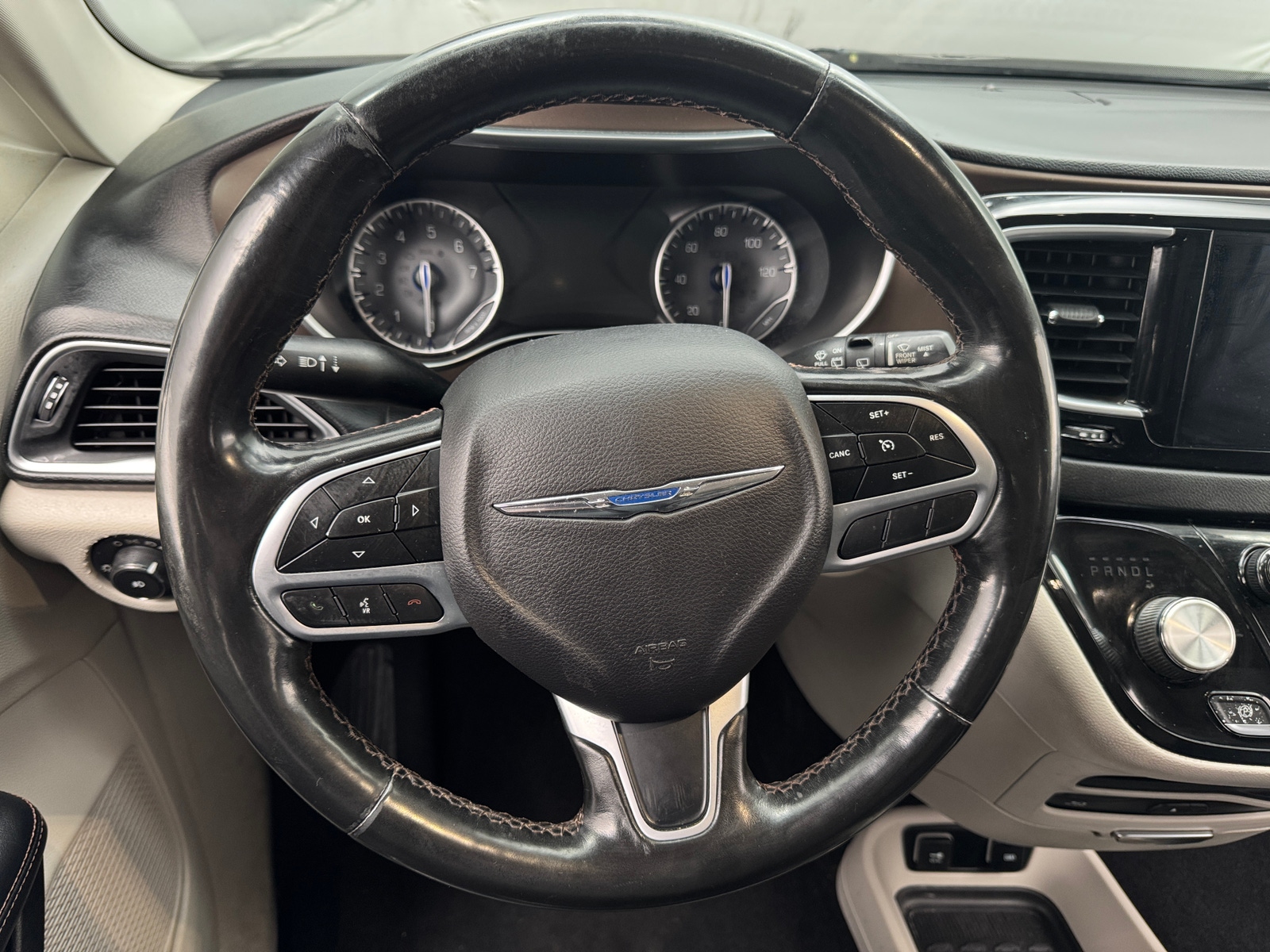 Thumbnail: 2019 Chrysler Pacifica - 4