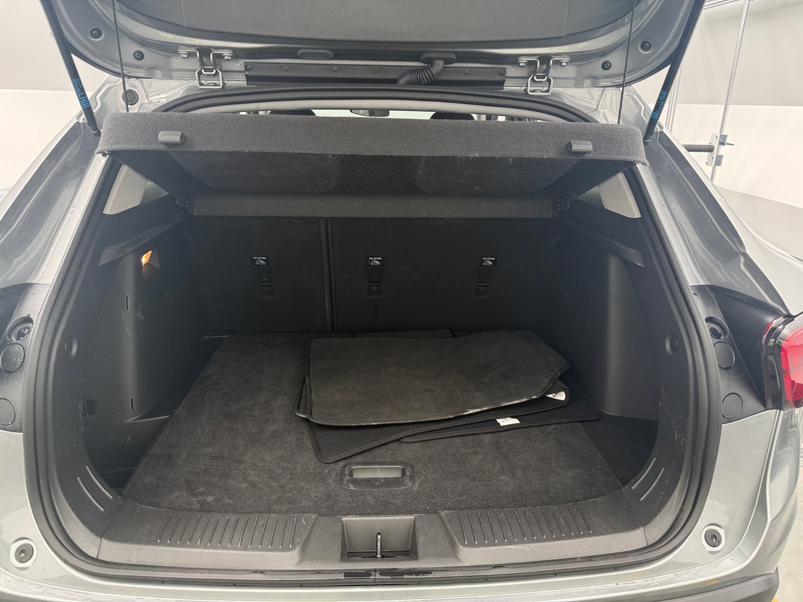 Thumbnail: 2025 Chevrolet Trax - 7