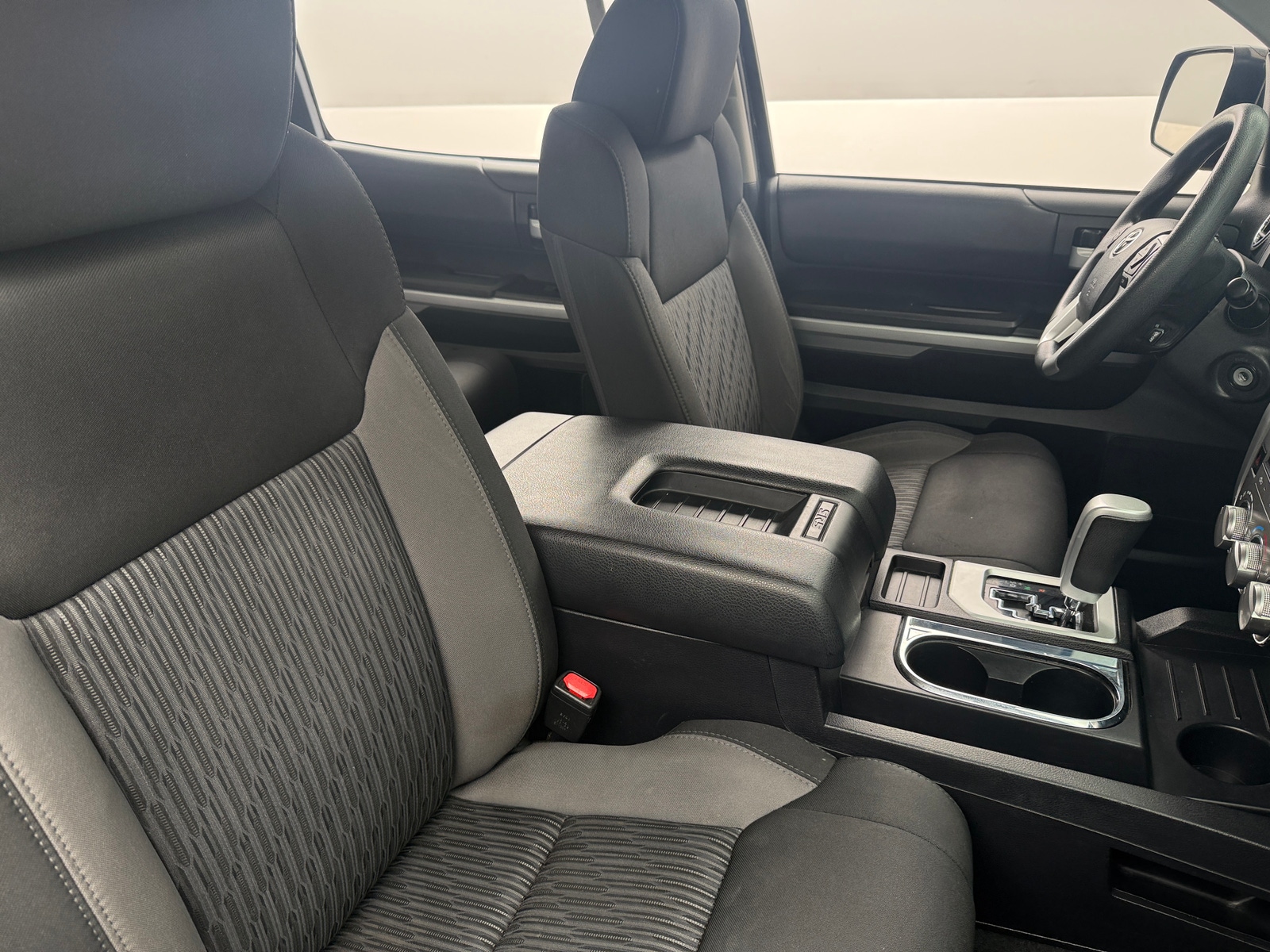 Thumbnail: 2017 Toyota Tundra - 2