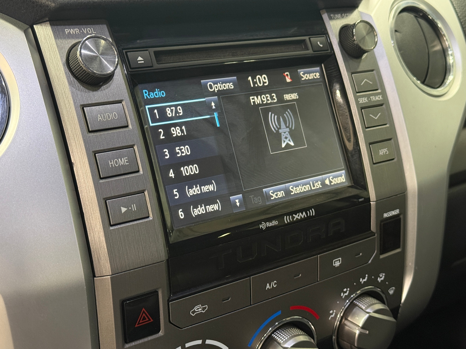 Thumbnail: 2017 Toyota Tundra - 4