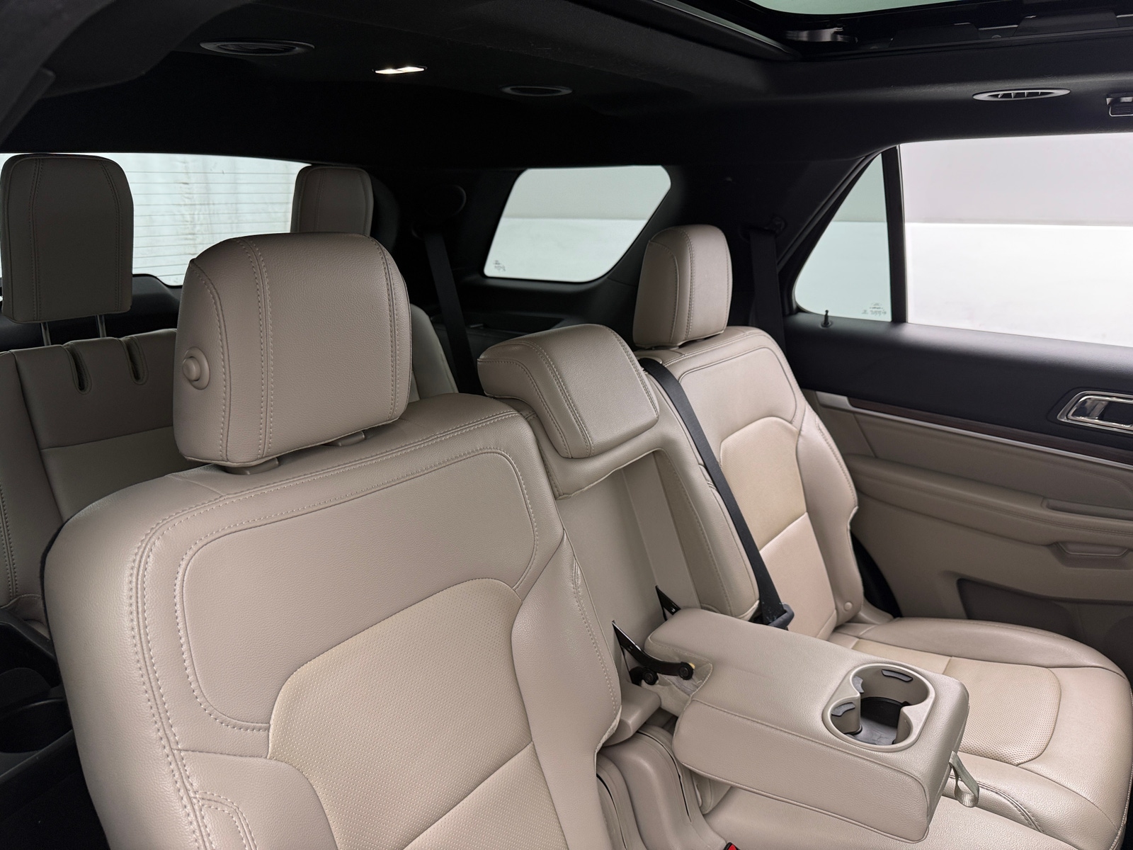 Thumbnail: 2018 Ford Explorer - 5