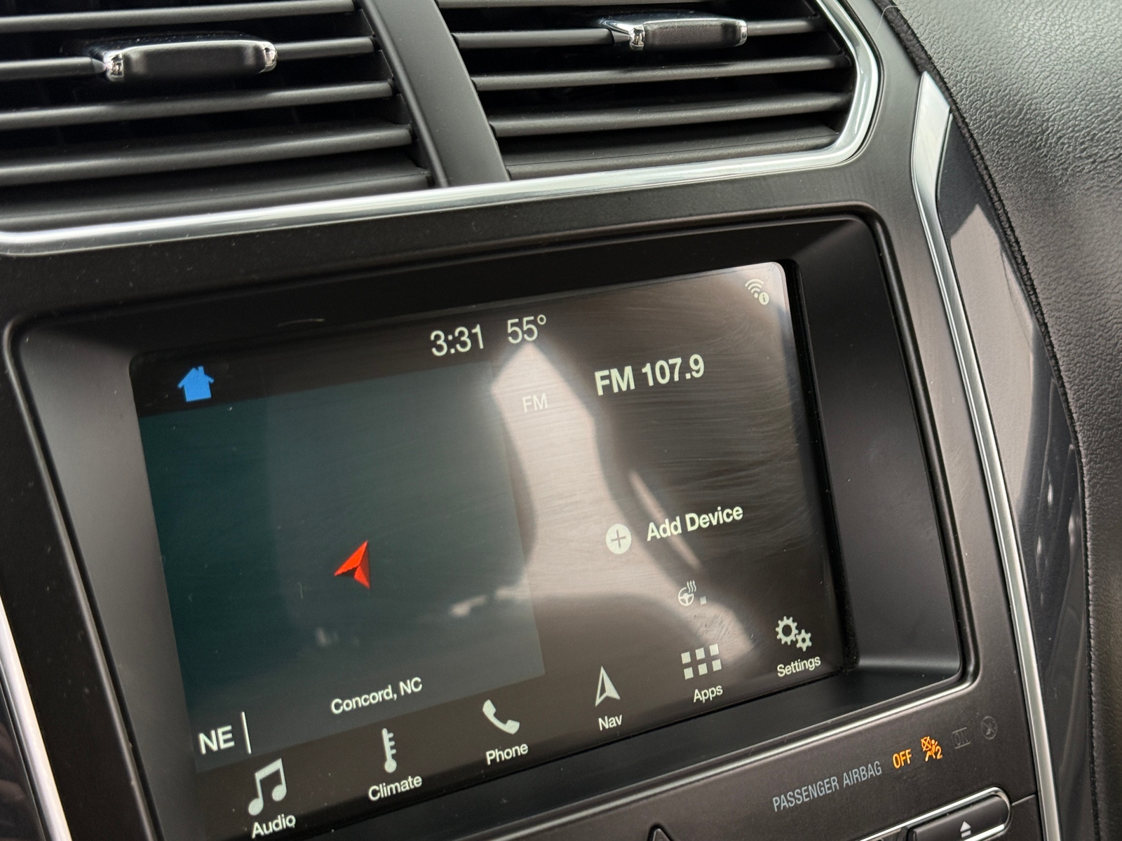 Thumbnail: 2018 Ford Explorer - 3