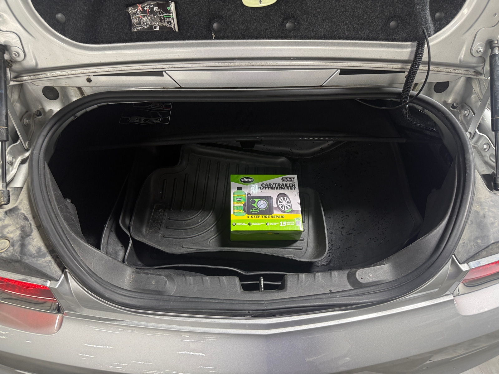 Thumbnail: 2011 Chevrolet Camaro - 6