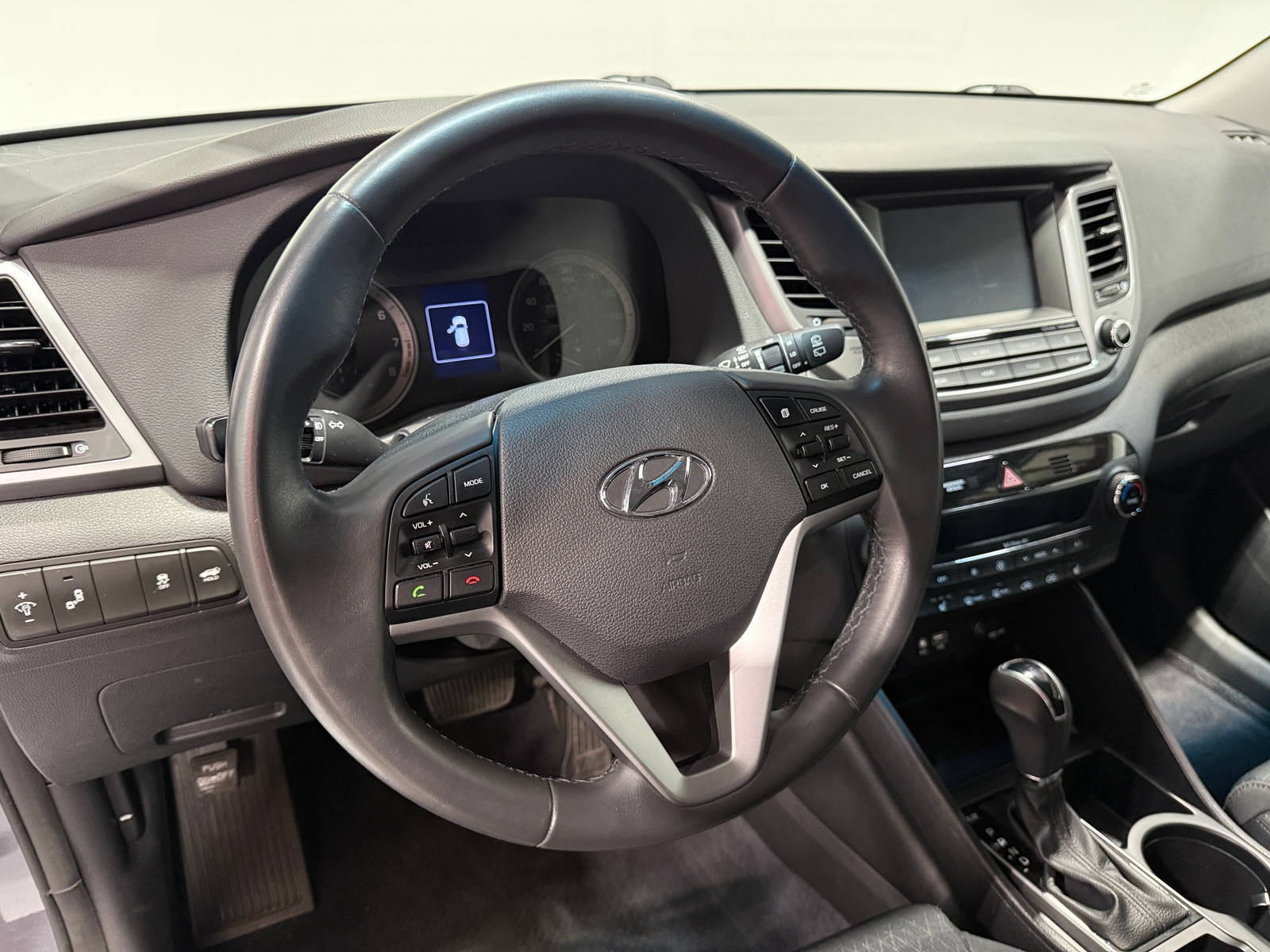 Thumbnail: 2018 Hyundai Tucson - 5