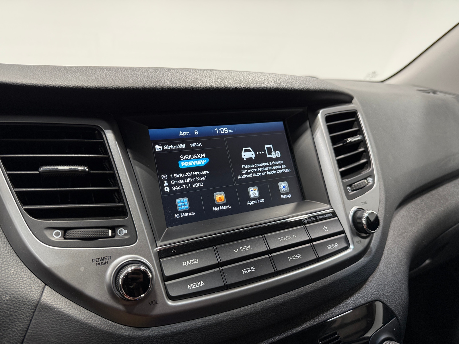 Thumbnail: 2018 Hyundai Tucson - 4