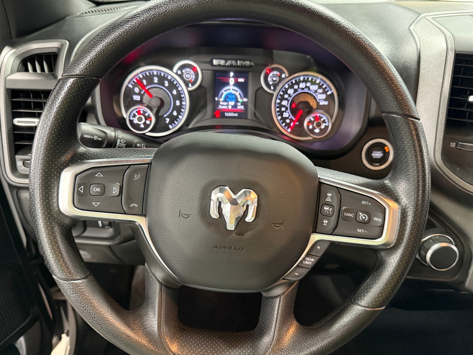 Thumbnail: 2025 RAM 1500 - 4