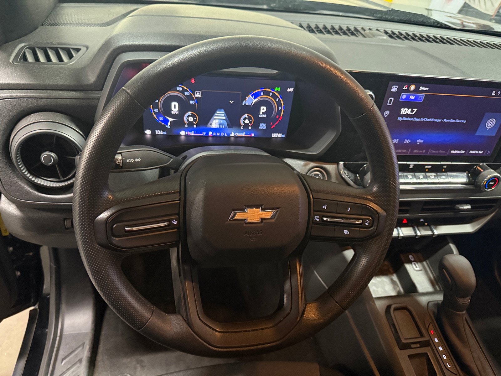 Thumbnail: 2024 Chevrolet Colorado - 5