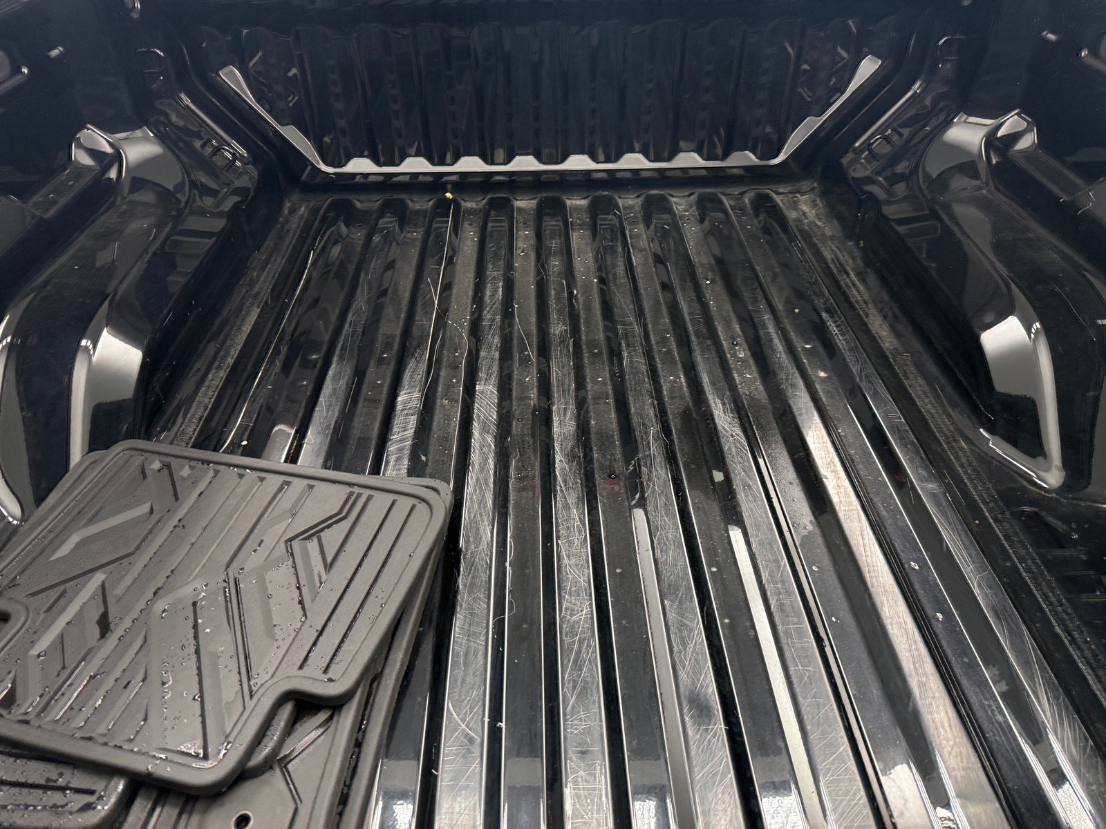 Thumbnail: 2024 Chevrolet Colorado - 7