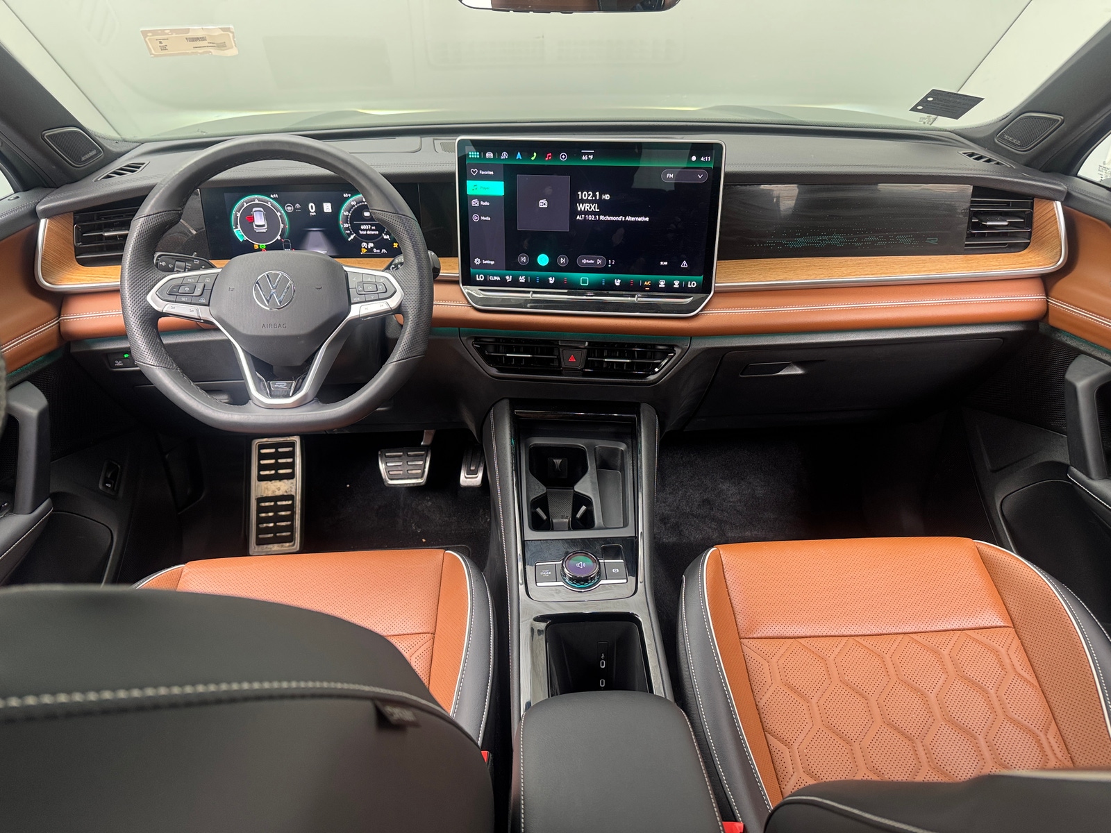 Thumbnail: 2025 Volkswagen Tiguan - 2