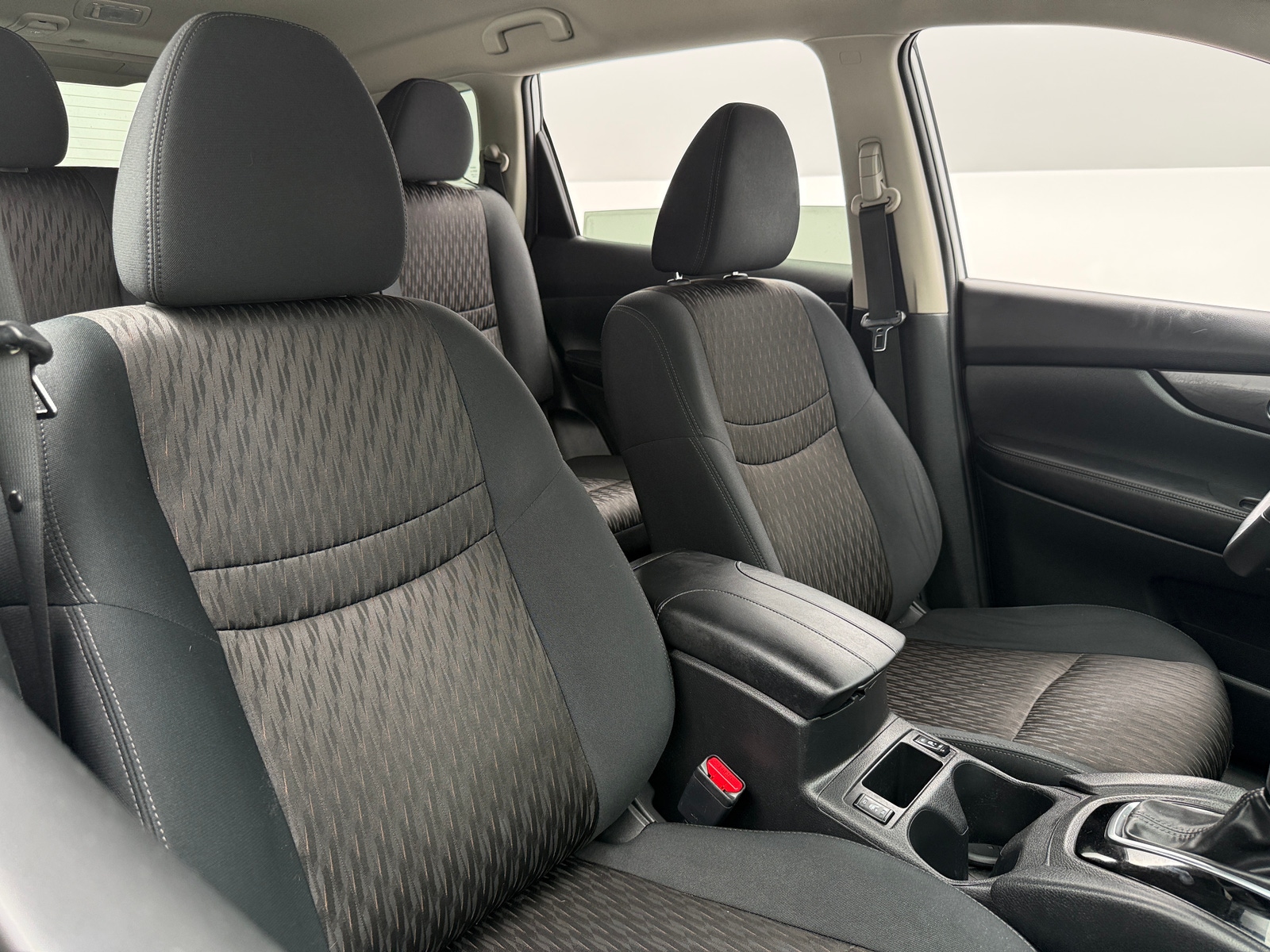 Thumbnail: 2017 Nissan Rogue - 2