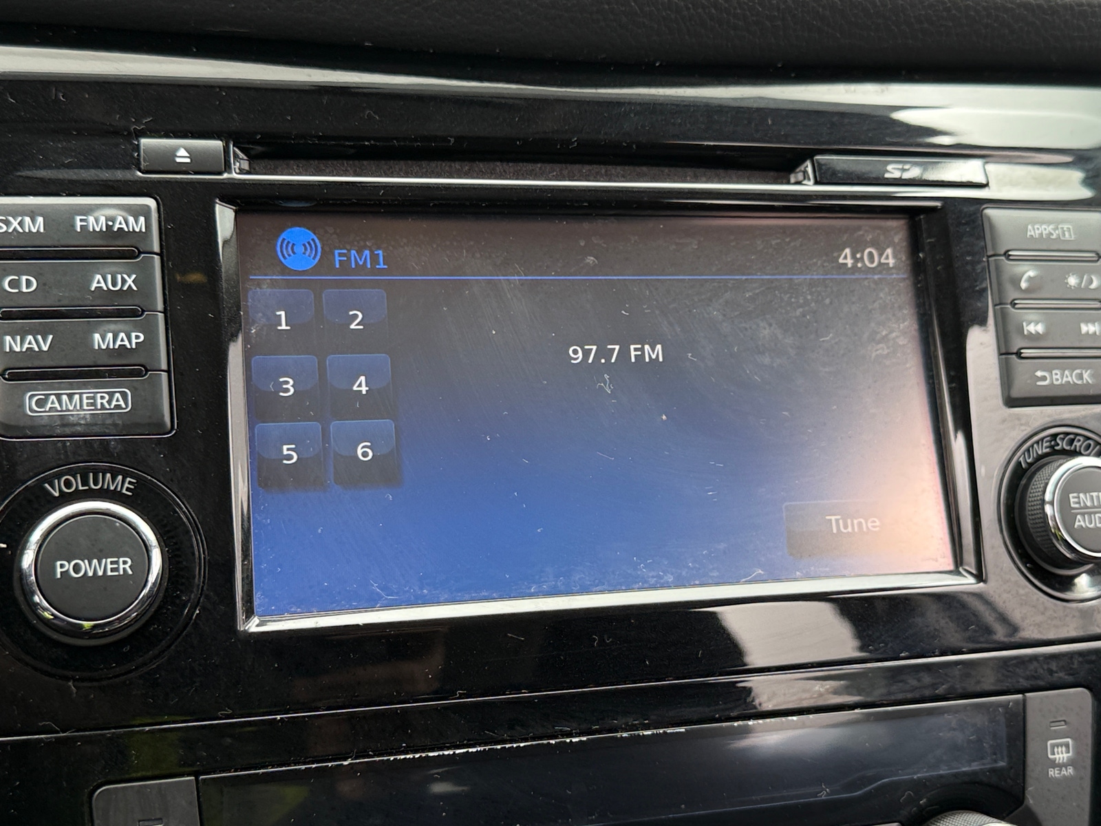 Thumbnail: 2017 Nissan Rogue - 4