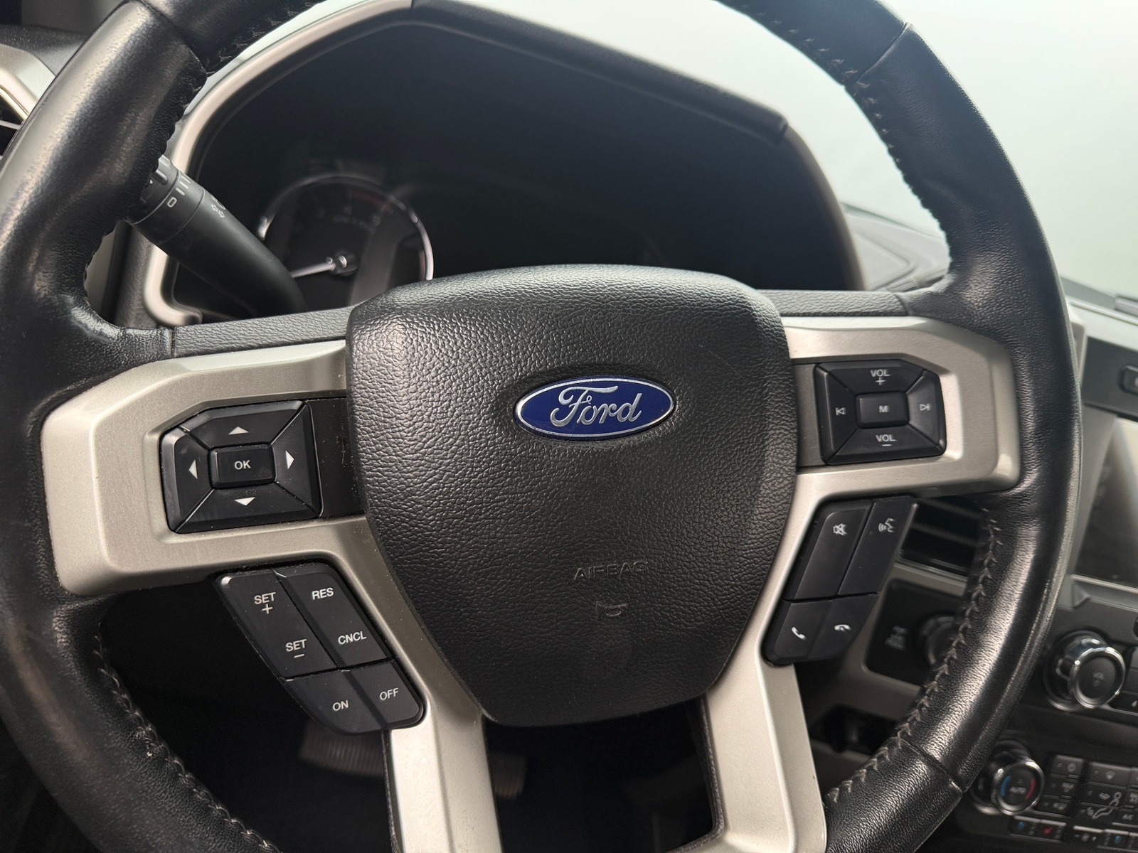 Thumbnail: 2020 Ford Econoline - 4