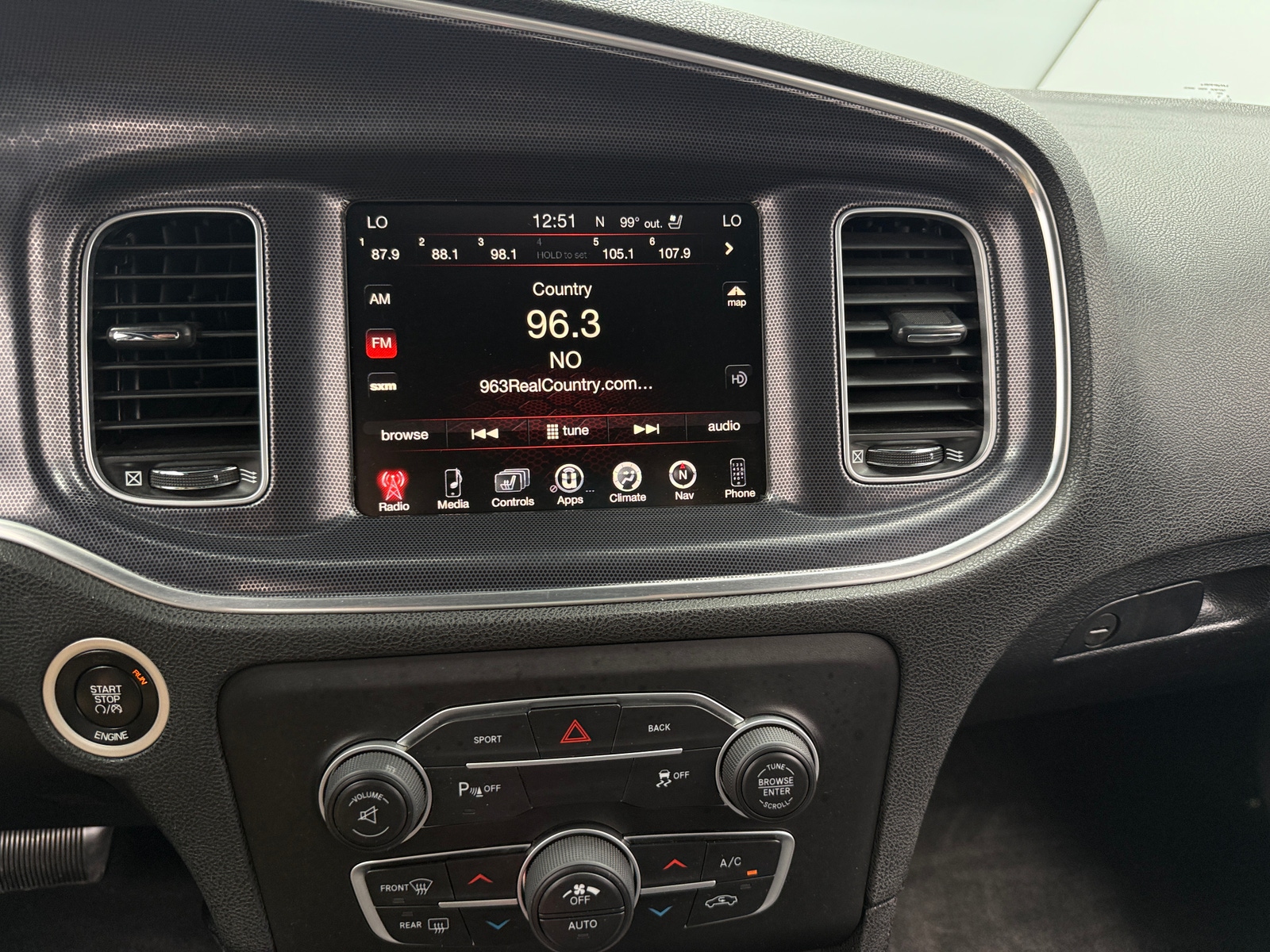 Thumbnail: 2015 Dodge Charger - 4