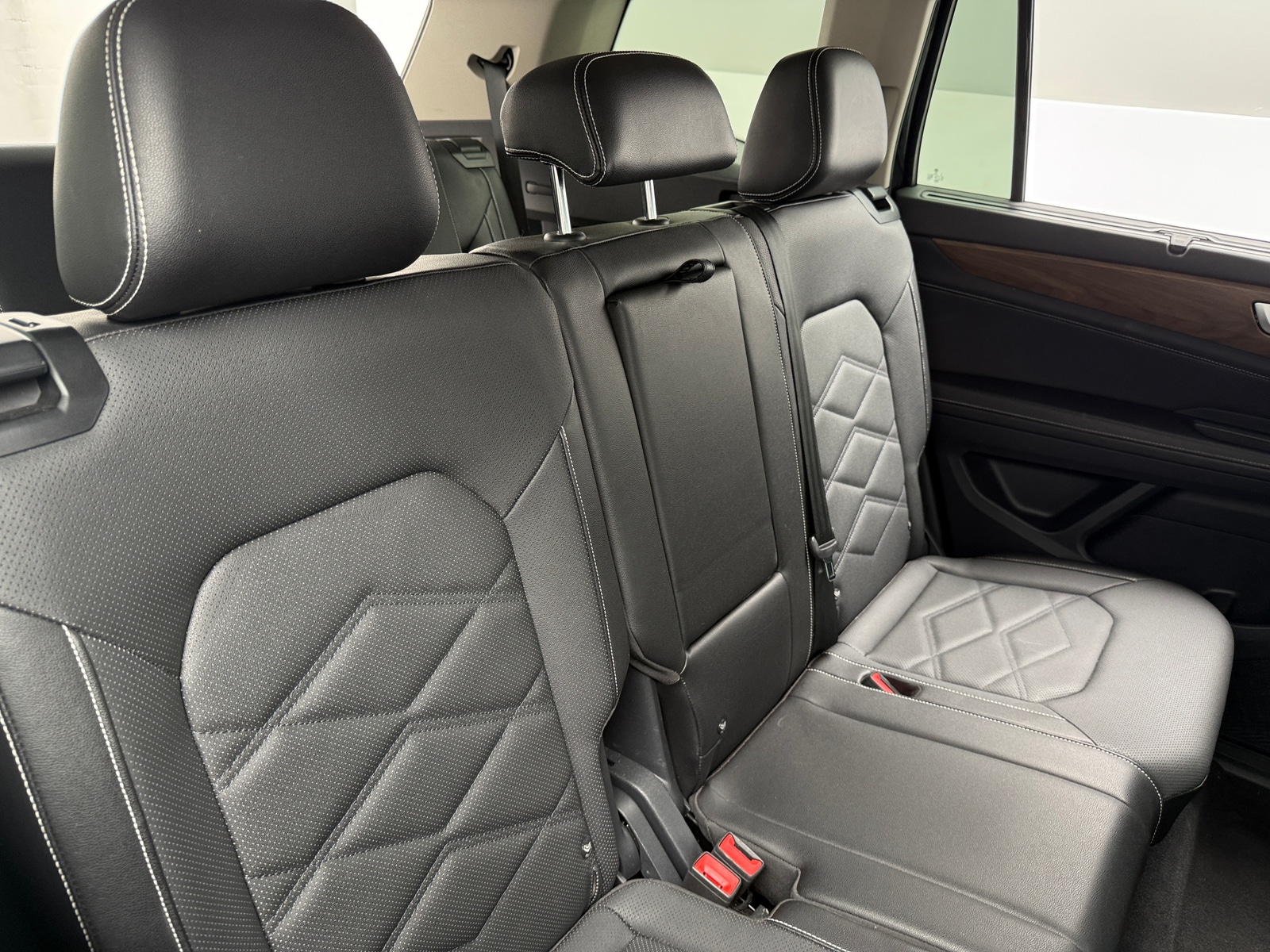 Thumbnail: 2025 Volkswagen Atlas - 5