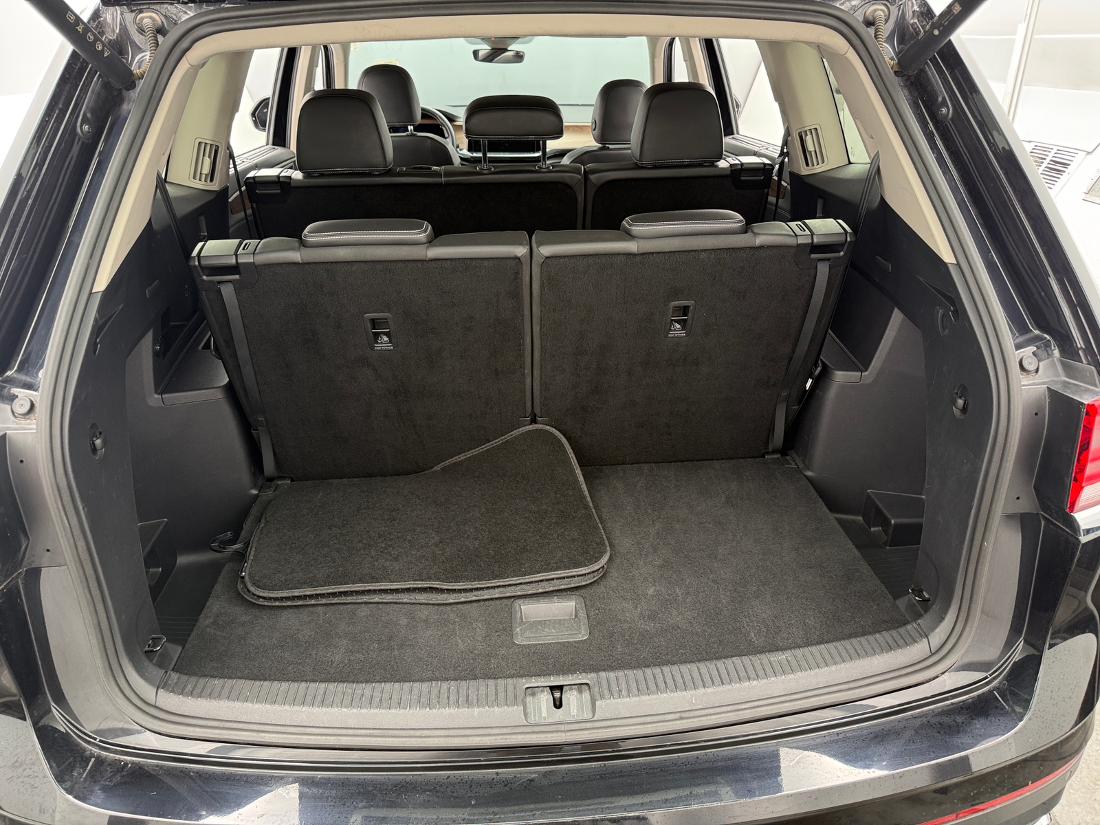 Thumbnail: 2025 Volkswagen Atlas - 6