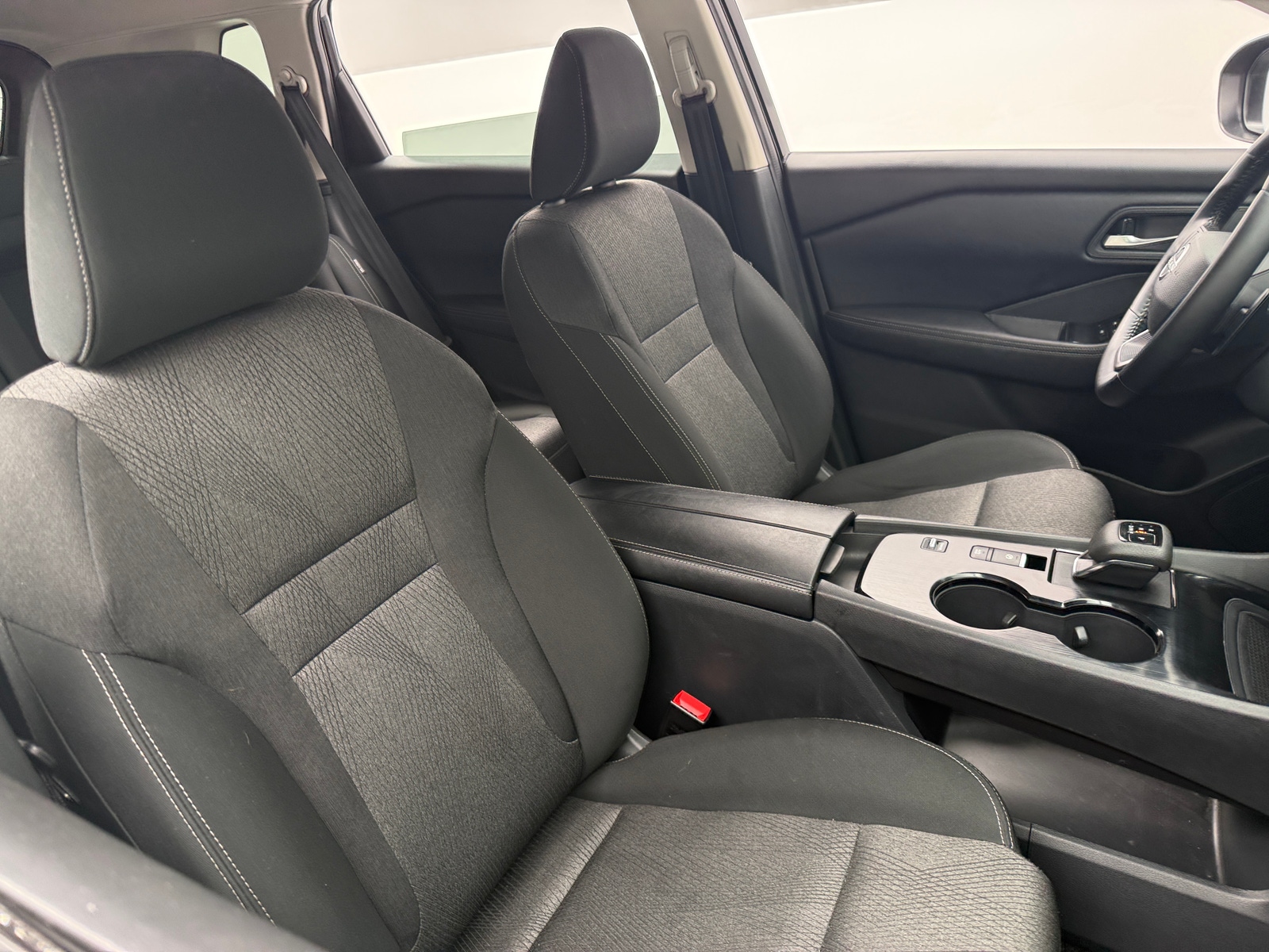 Thumbnail: 2025 Nissan Rogue - 2