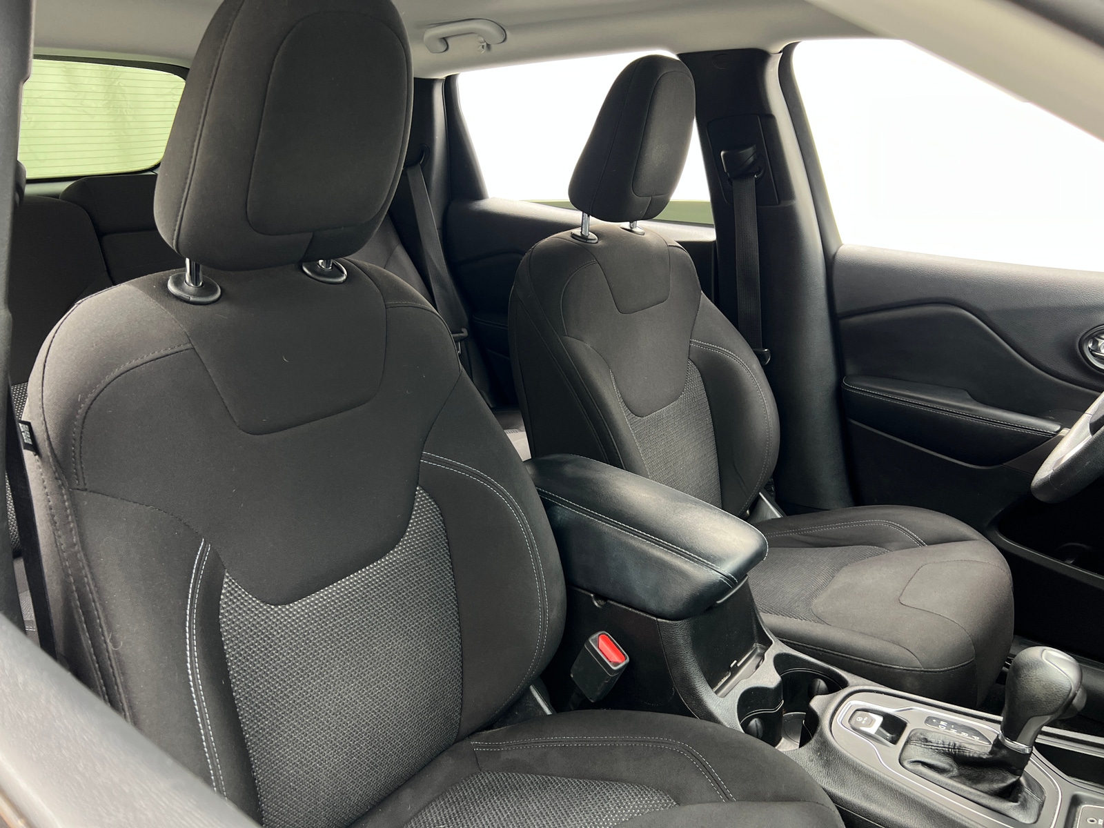 Thumbnail: 2019 Jeep Cherokee - 2