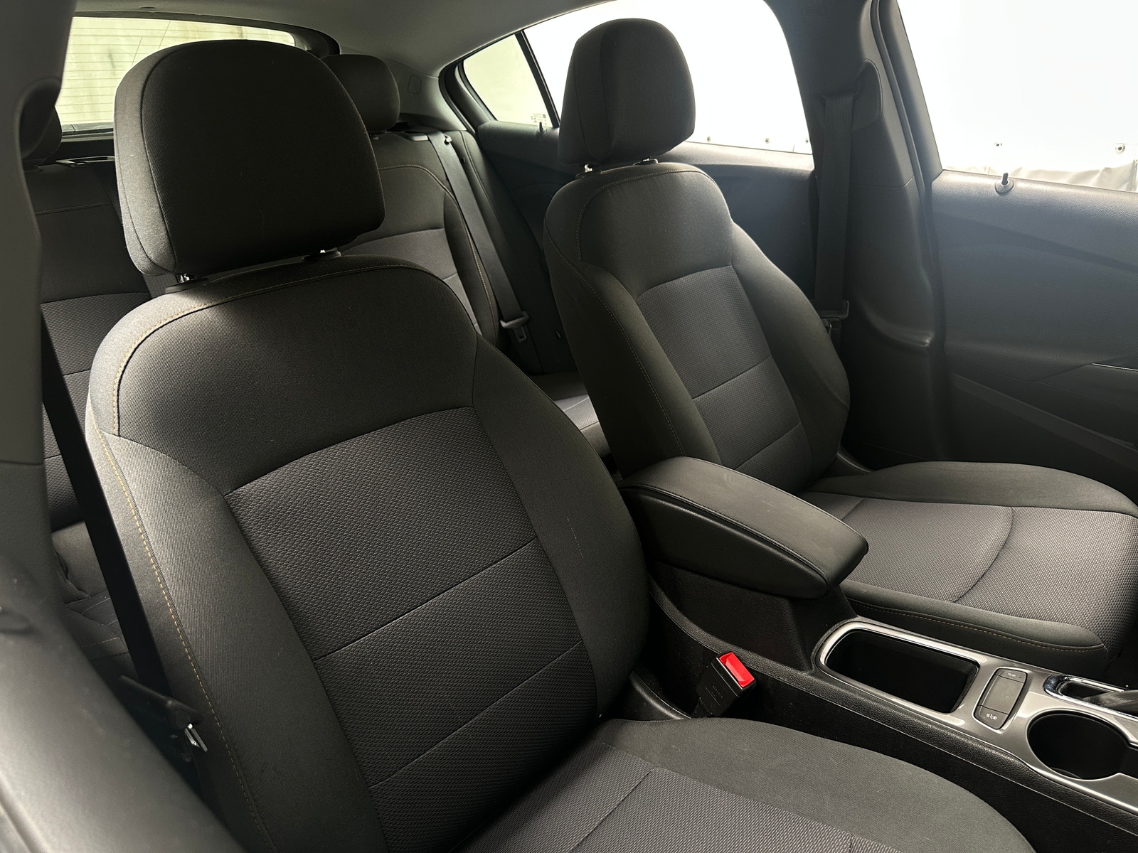 Thumbnail: 2019 Chevrolet Cruze - 2