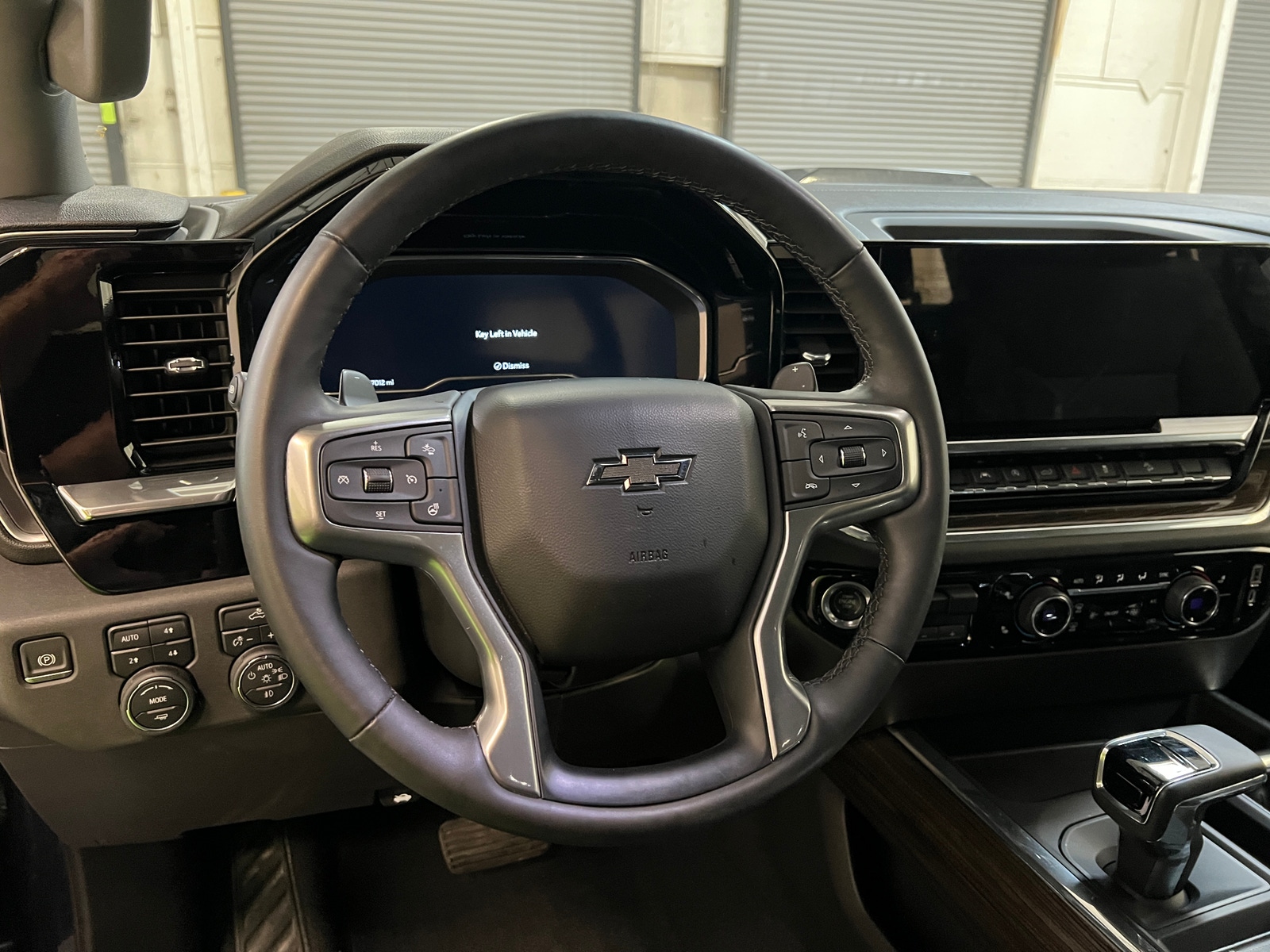 Thumbnail: 2023 Chevrolet Silverado 1500 - 5