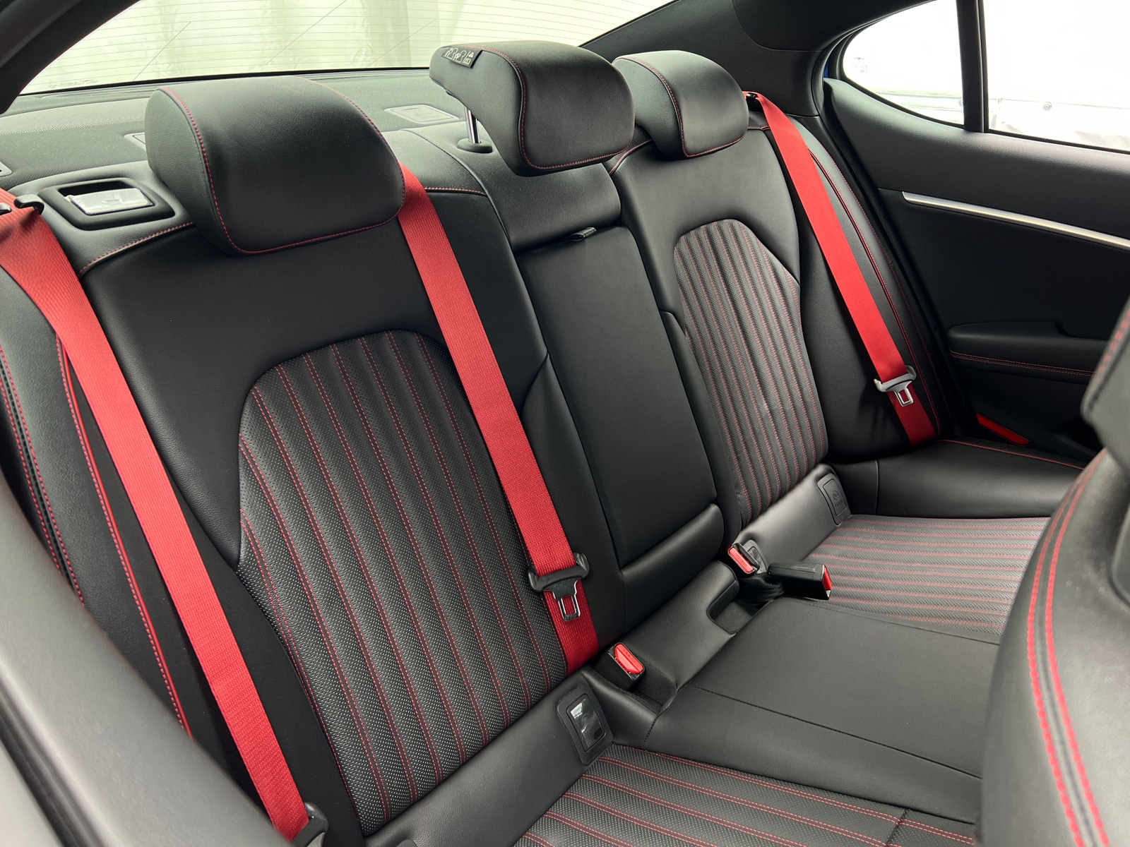 Thumbnail: 2023 Genesis G70 - 5