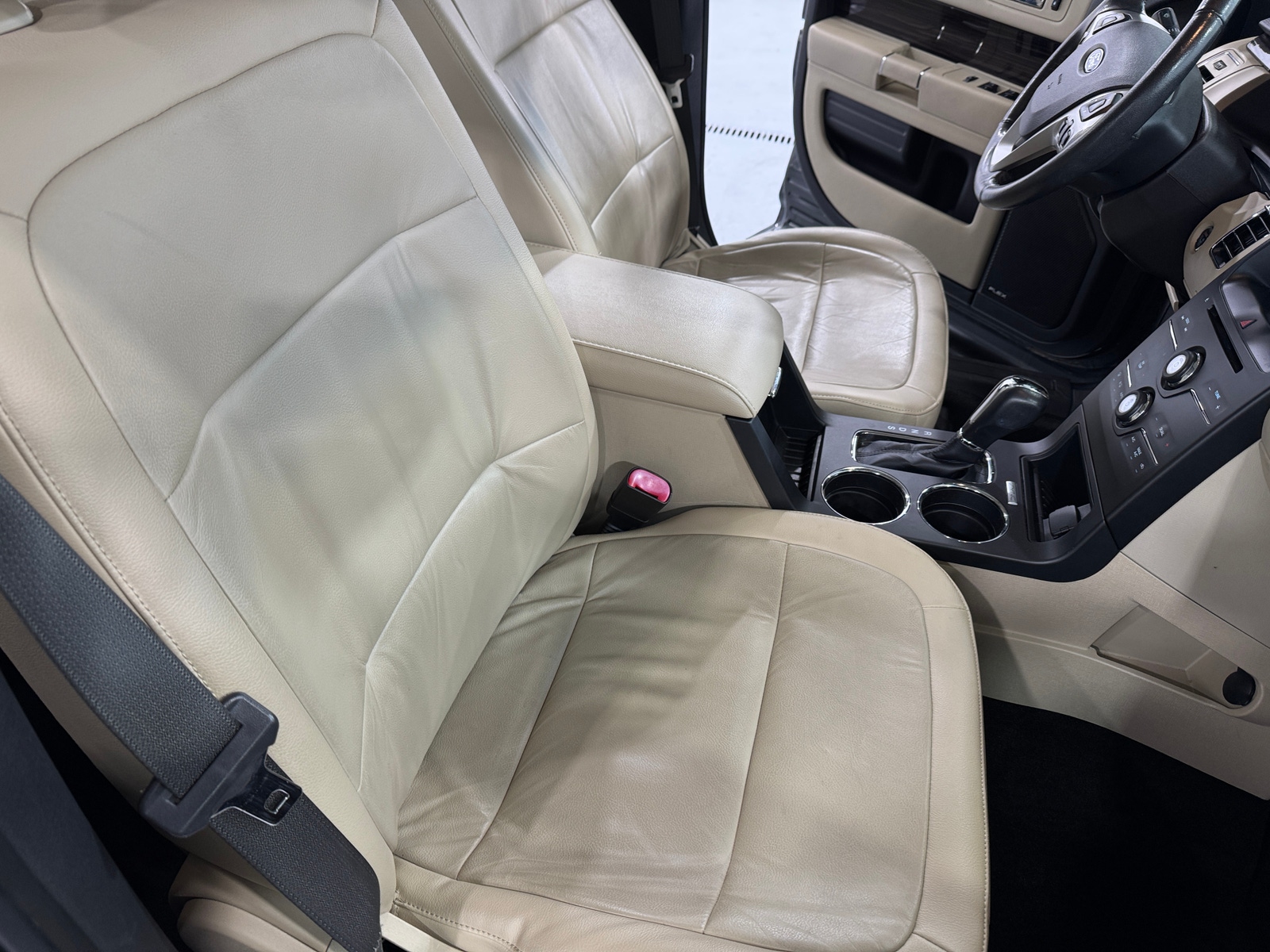 Thumbnail: 2018 Ford Flex - 2