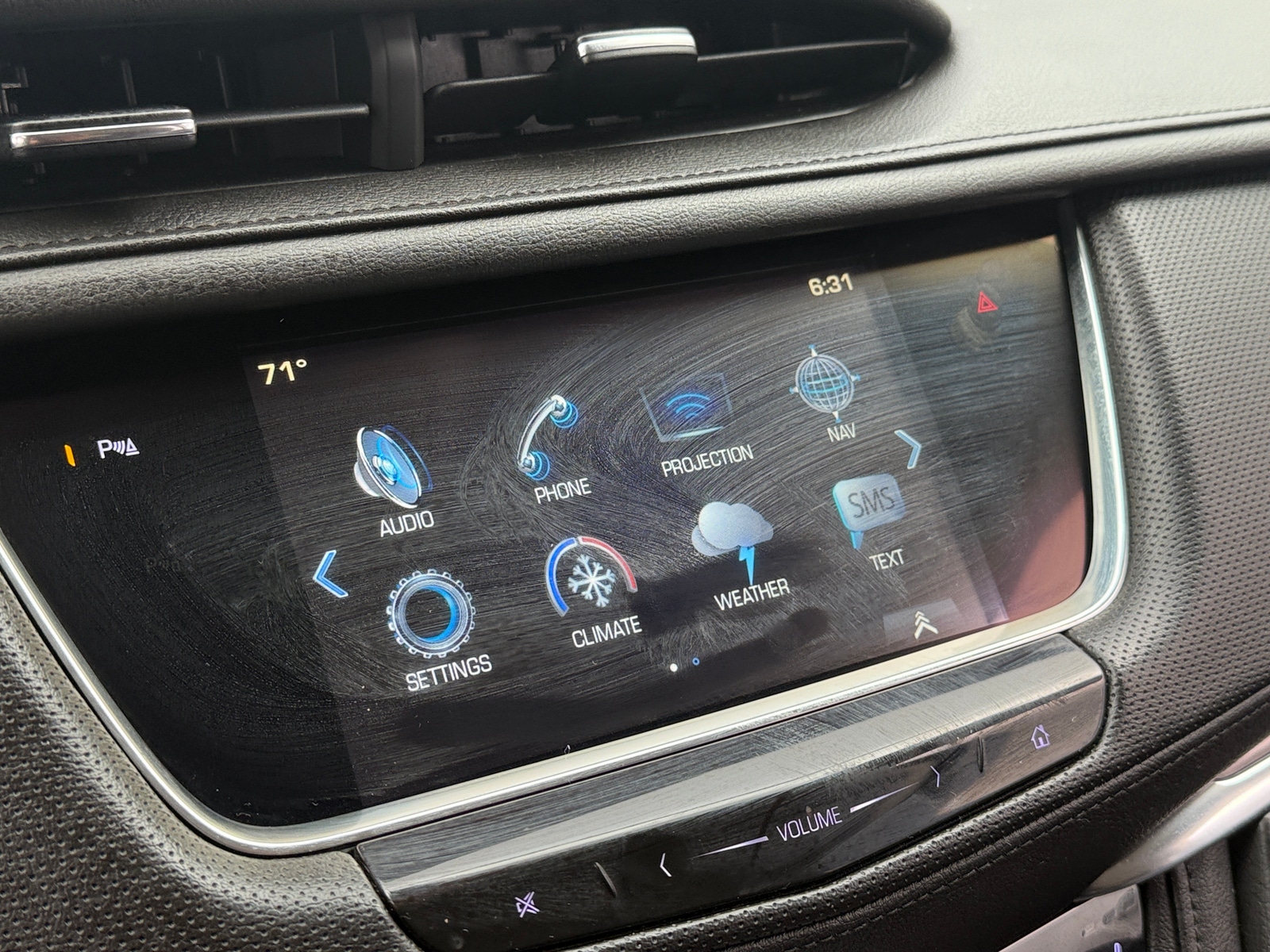 Thumbnail: 2017 Cadillac XT5 - 3