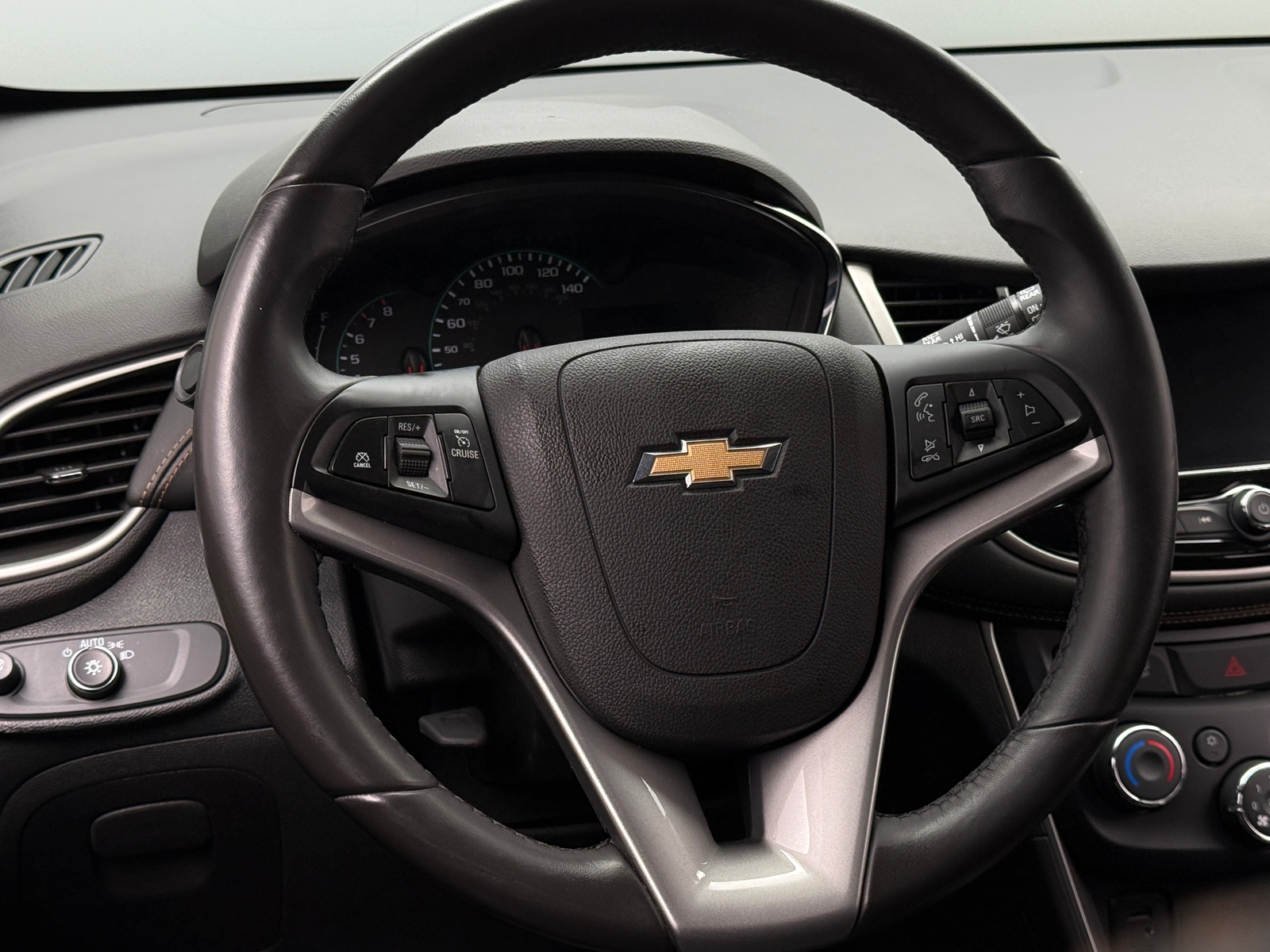 Thumbnail: 2020 Chevrolet Trax - 5