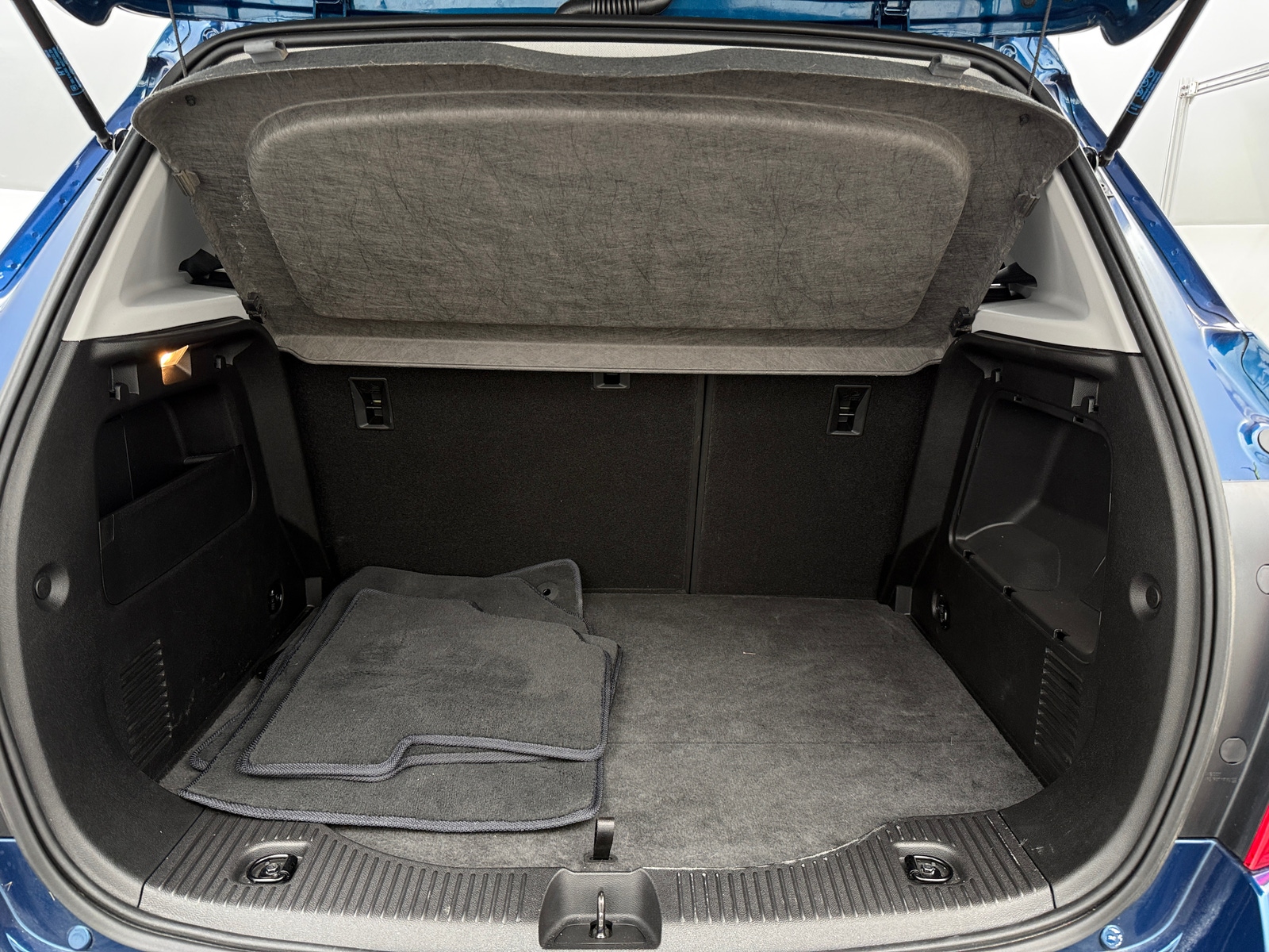 Thumbnail: 2020 Chevrolet Trax - 7