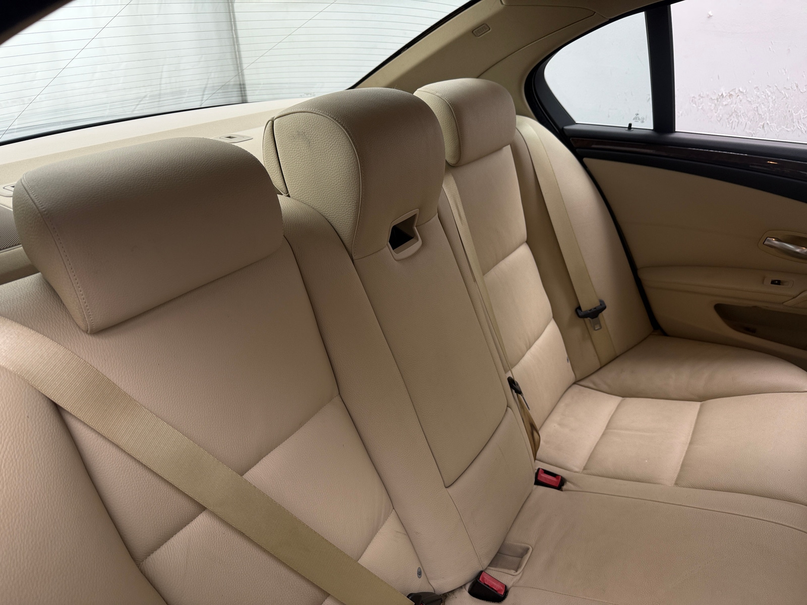 Thumbnail: 2010 BMW 5 Series - 5