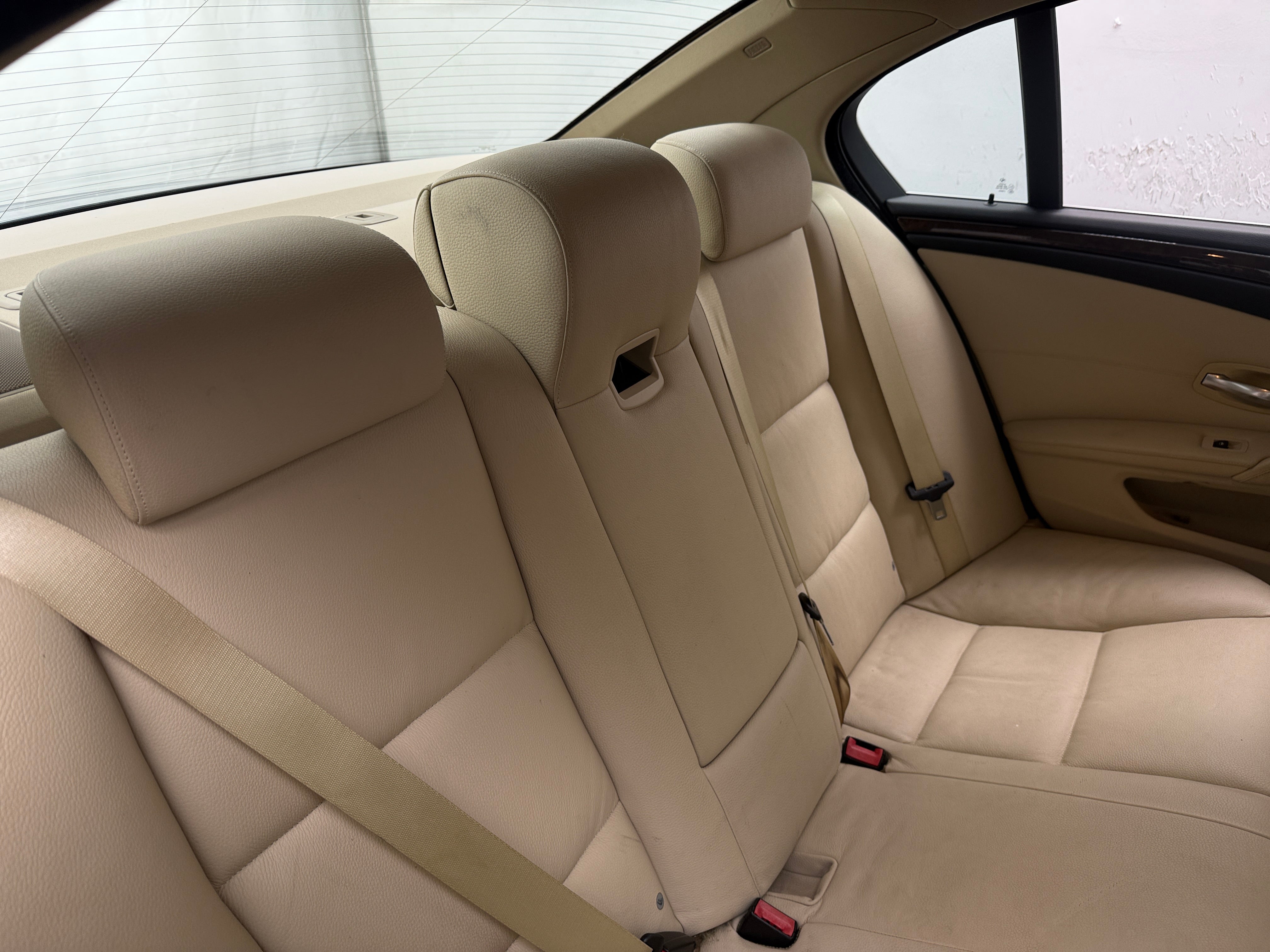 2010 BMW 5 Series - Image 1