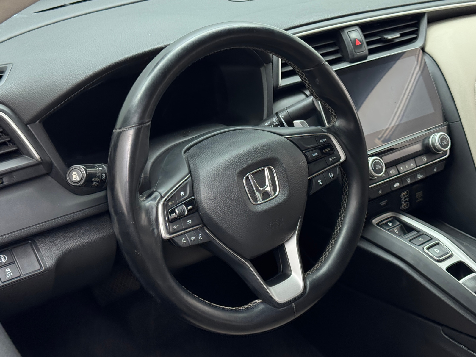 Thumbnail: 2019 Honda Insight - 4