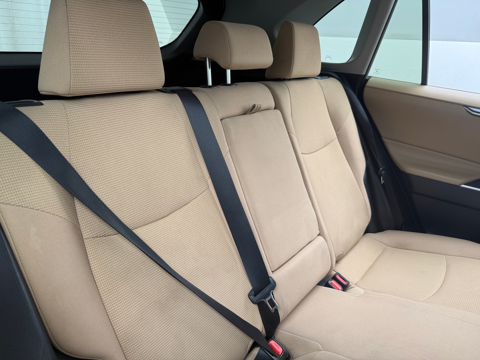 Thumbnail: 2019 Toyota RAV4 - 6