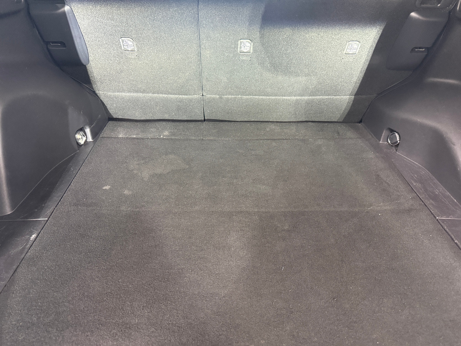 Thumbnail: 2019 Toyota RAV4 - 7